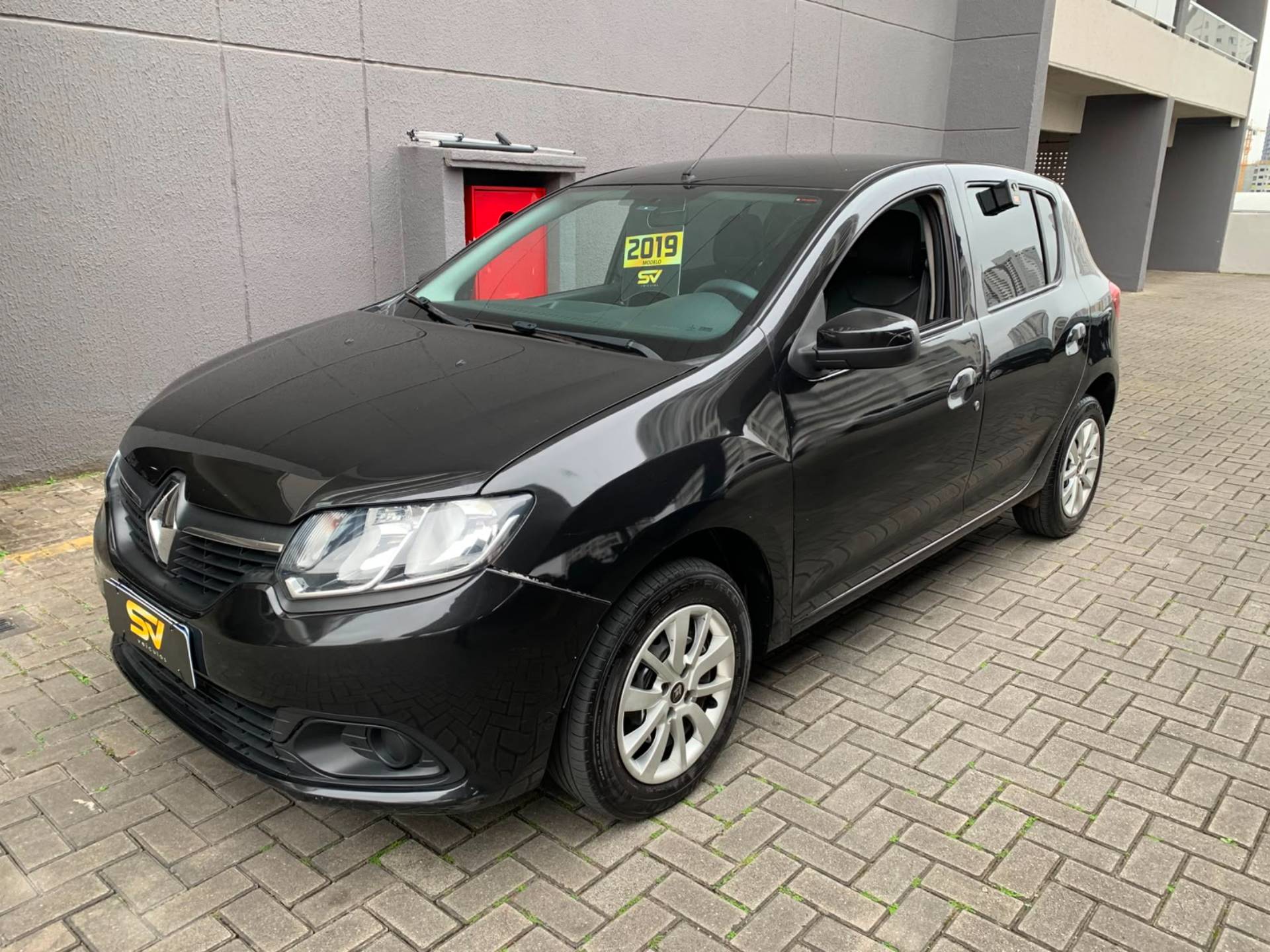 RENAULT SANDERO