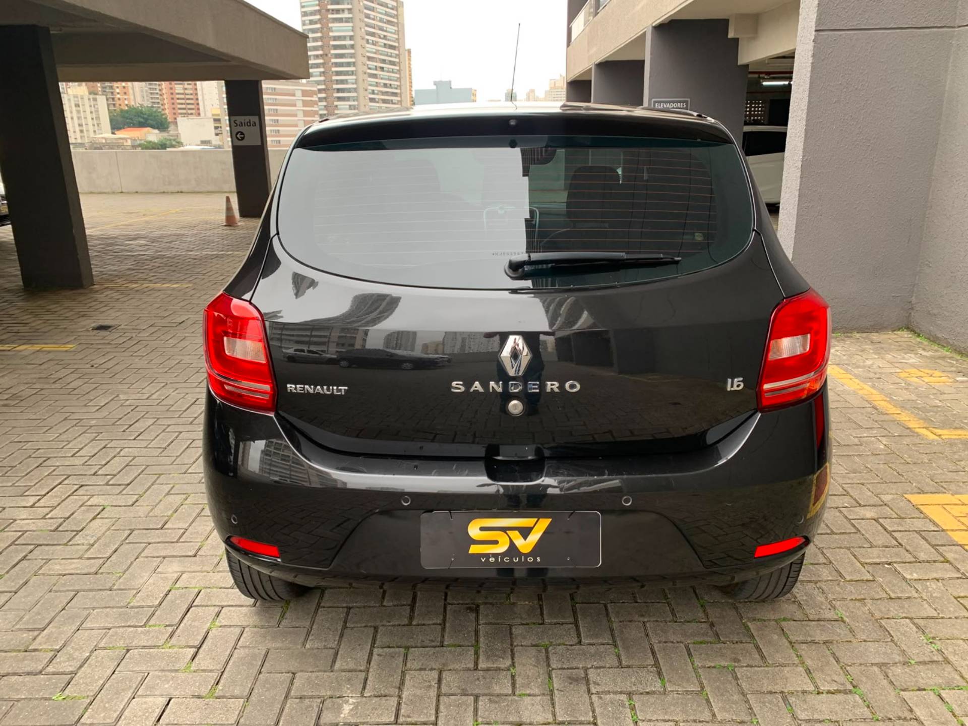 RENAULT SANDERO
