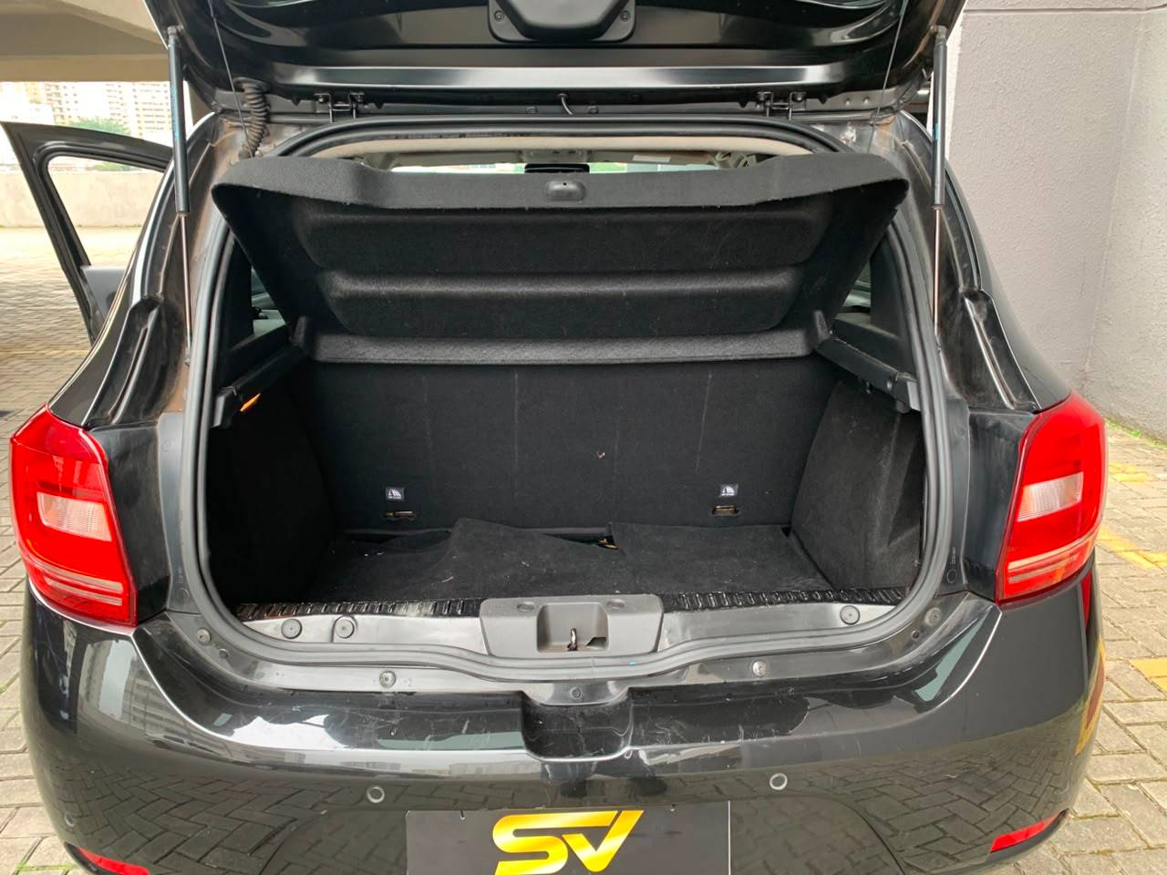 RENAULT SANDERO