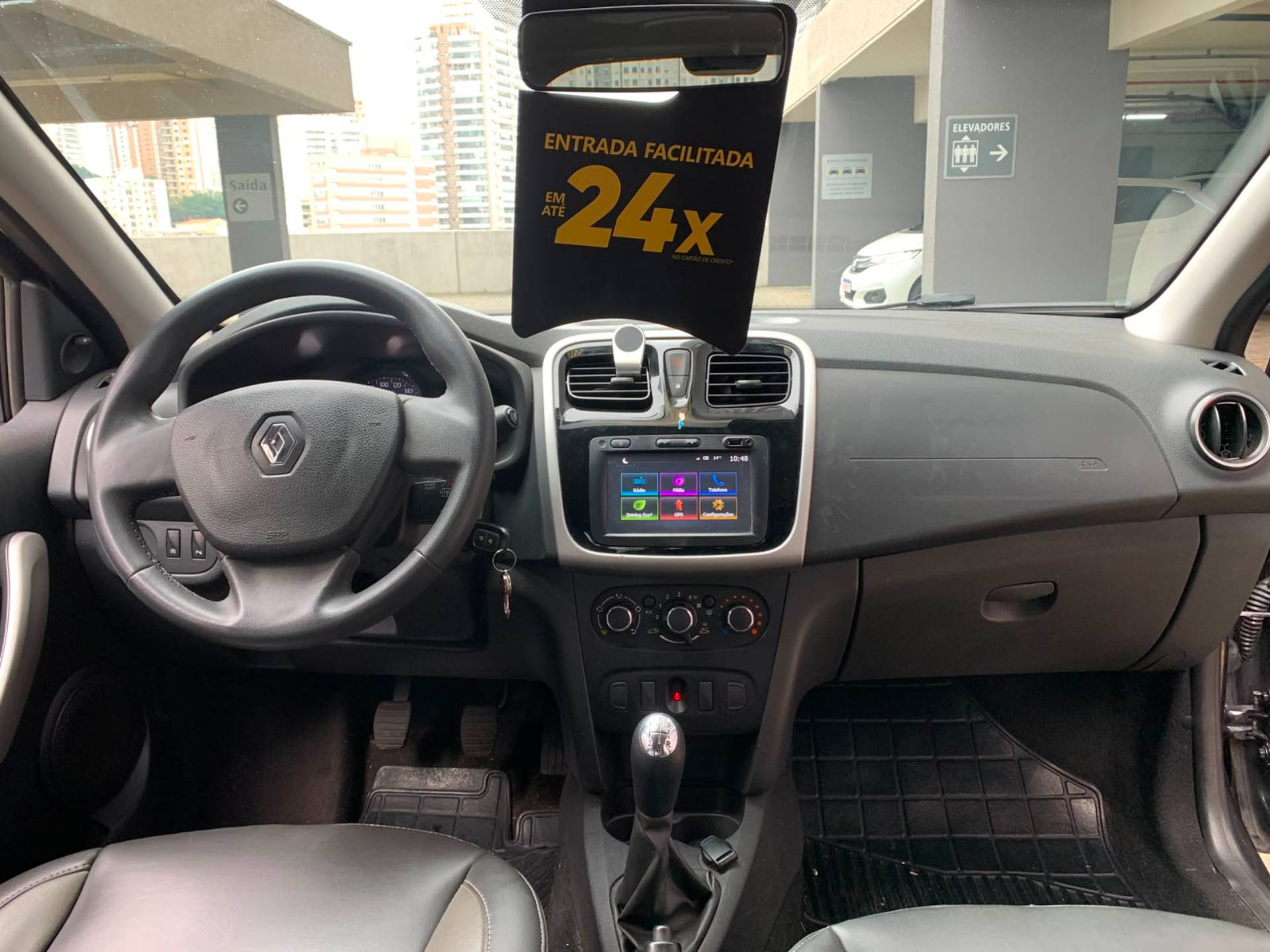 RENAULT SANDERO