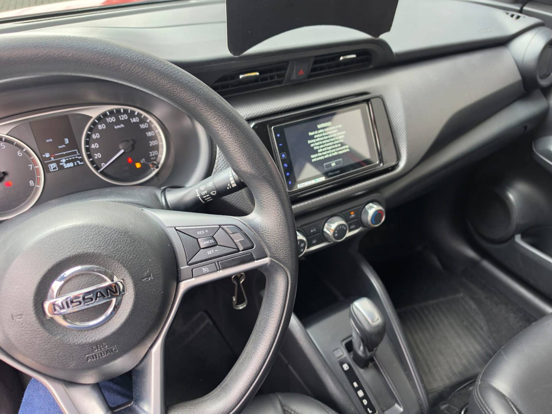NISSAN KICKS