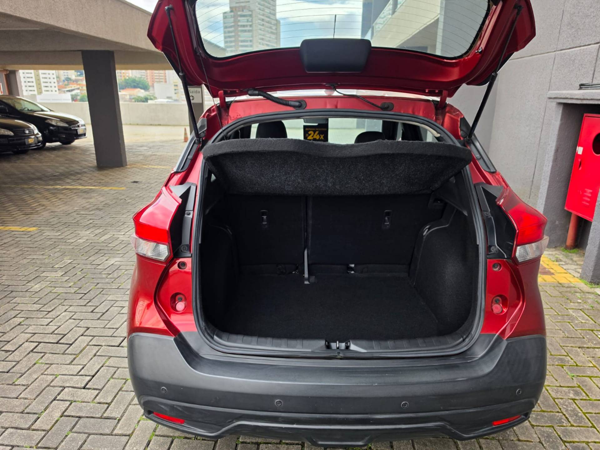 NISSAN KICKS