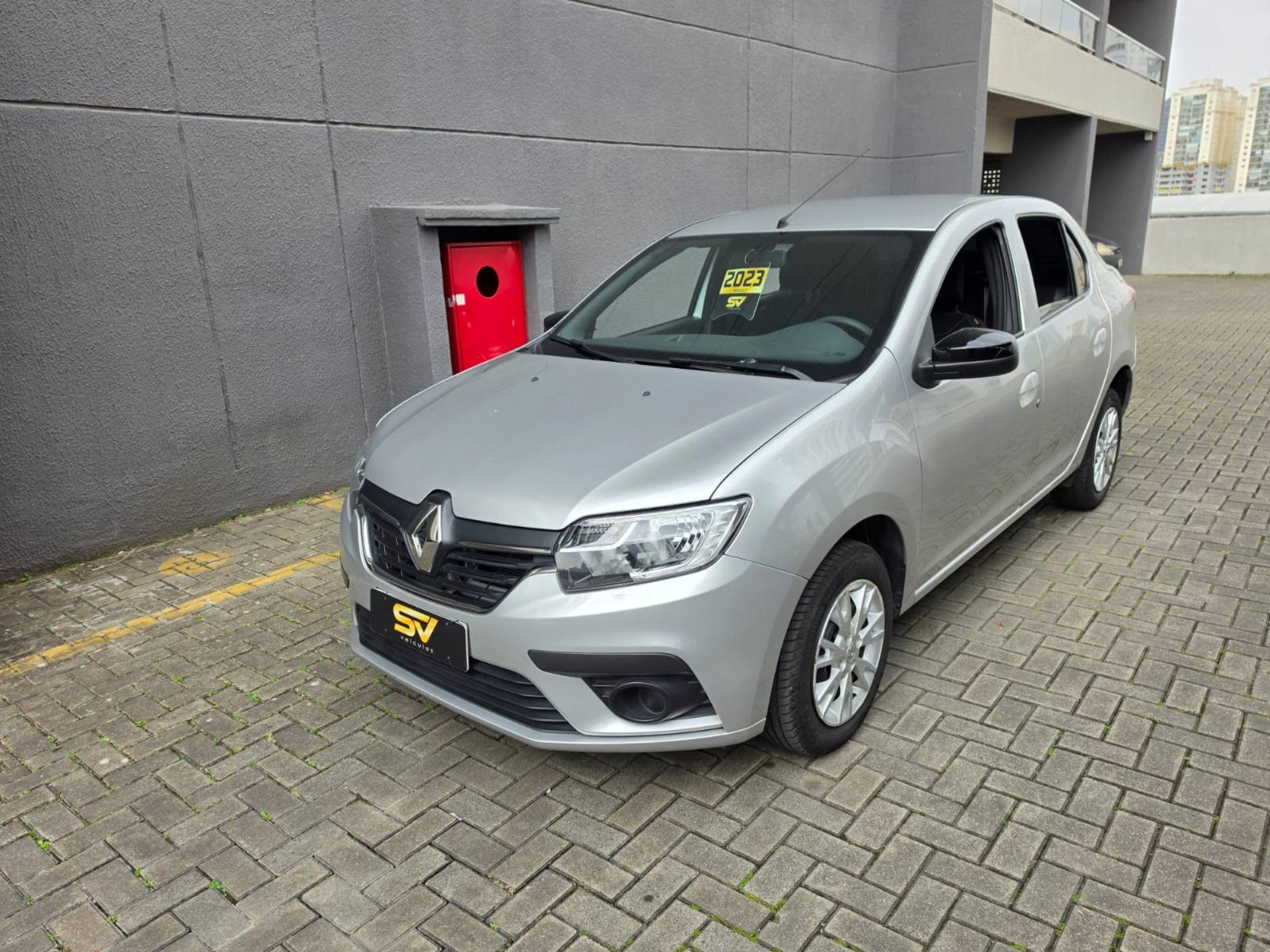 RENAULT LOGAN