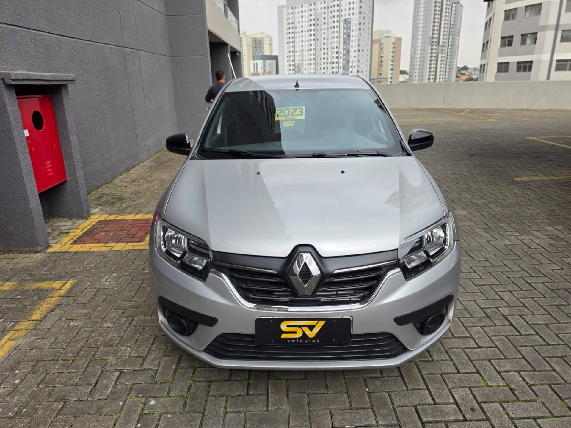 RENAULT LOGAN
