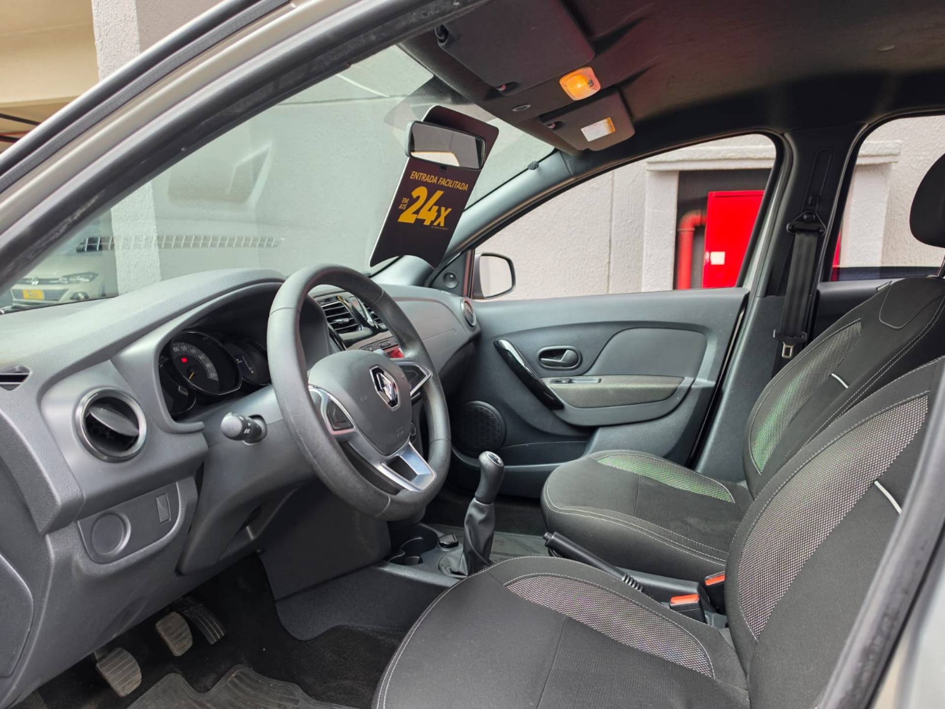RENAULT LOGAN
