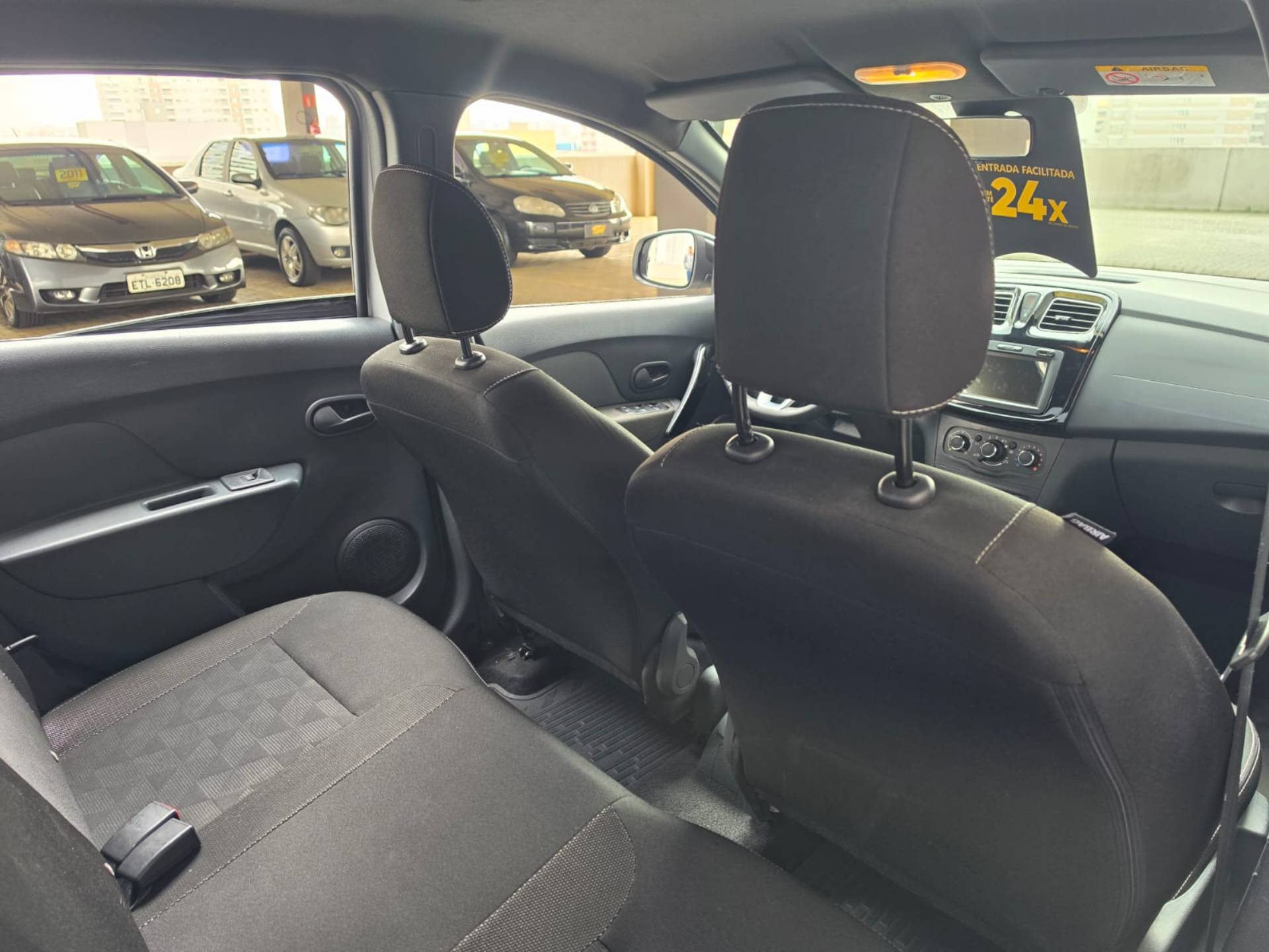 RENAULT LOGAN