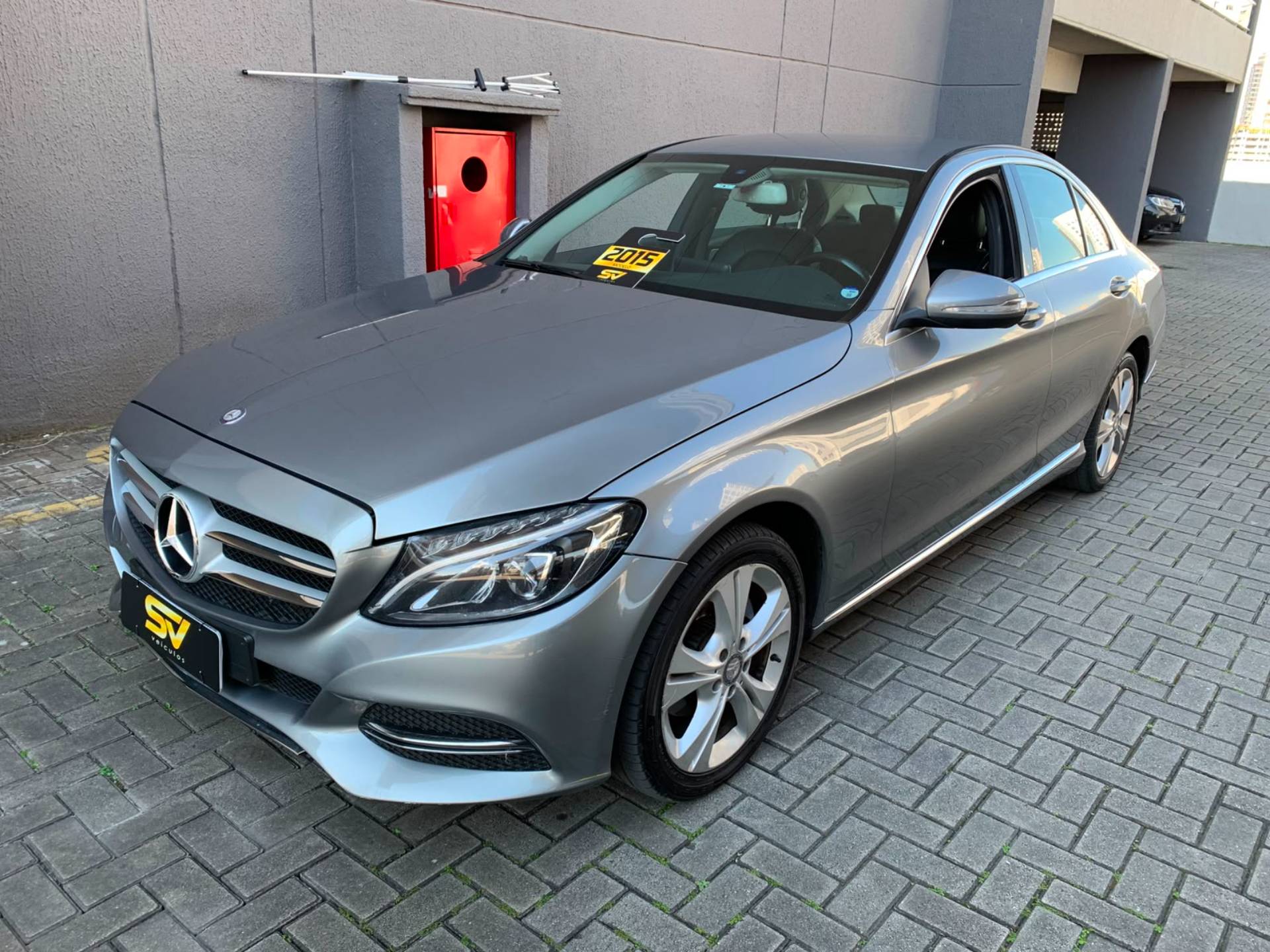 MERCEDES-BENZ C 180
