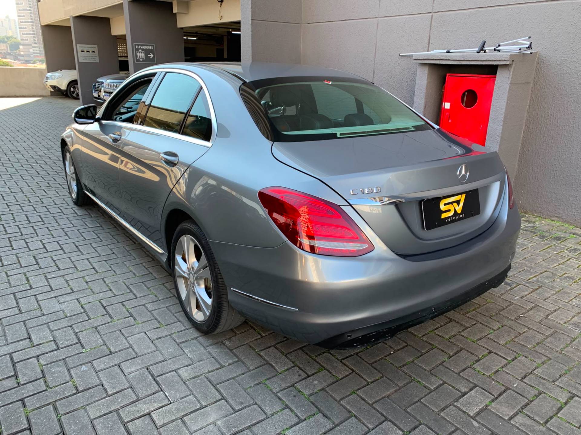 MERCEDES-BENZ C 180