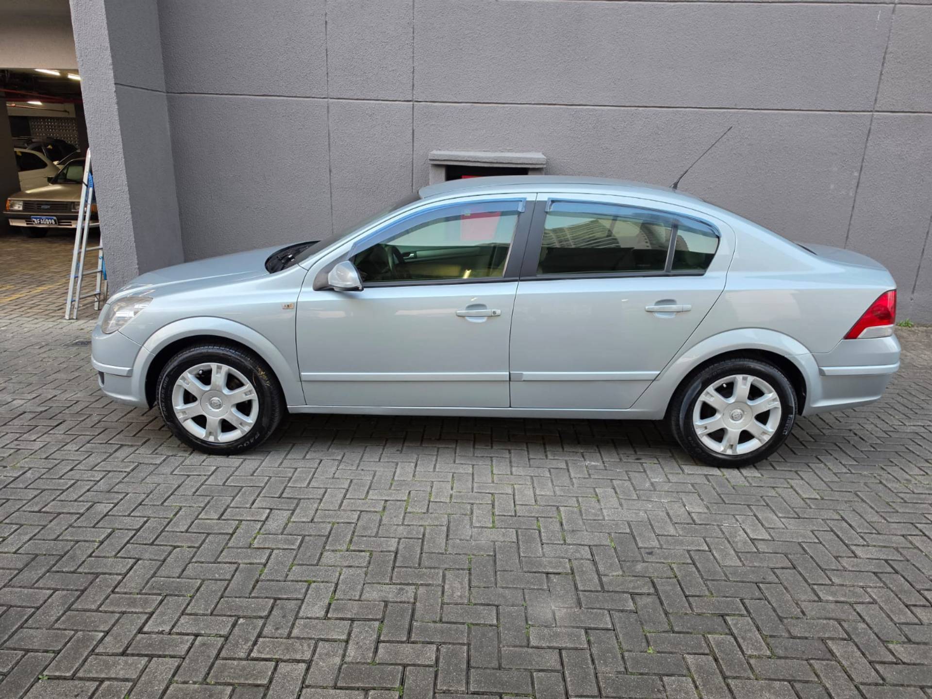 CHEVROLET VECTRA