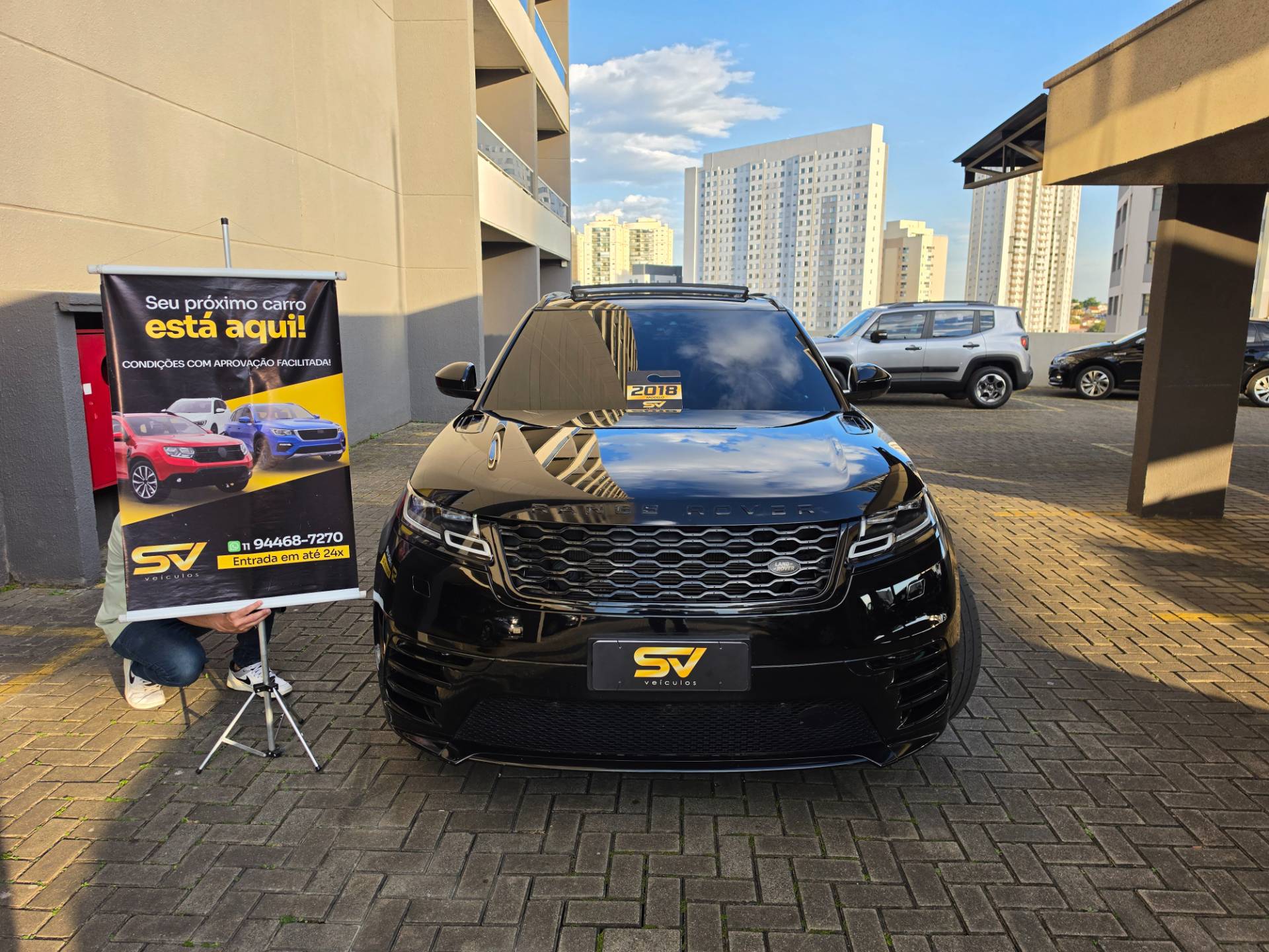 LAND ROVER RANGE ROVER VELAR