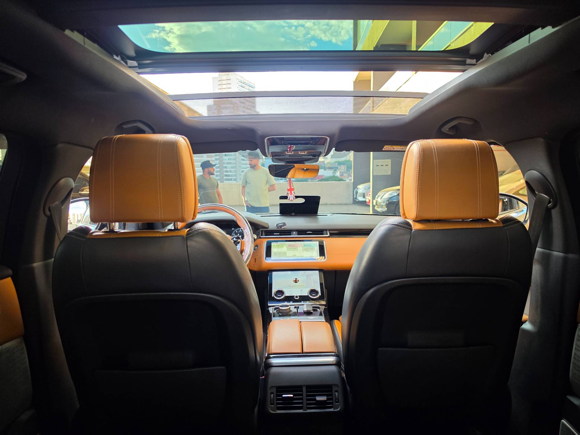 LAND ROVER RANGE ROVER VELAR