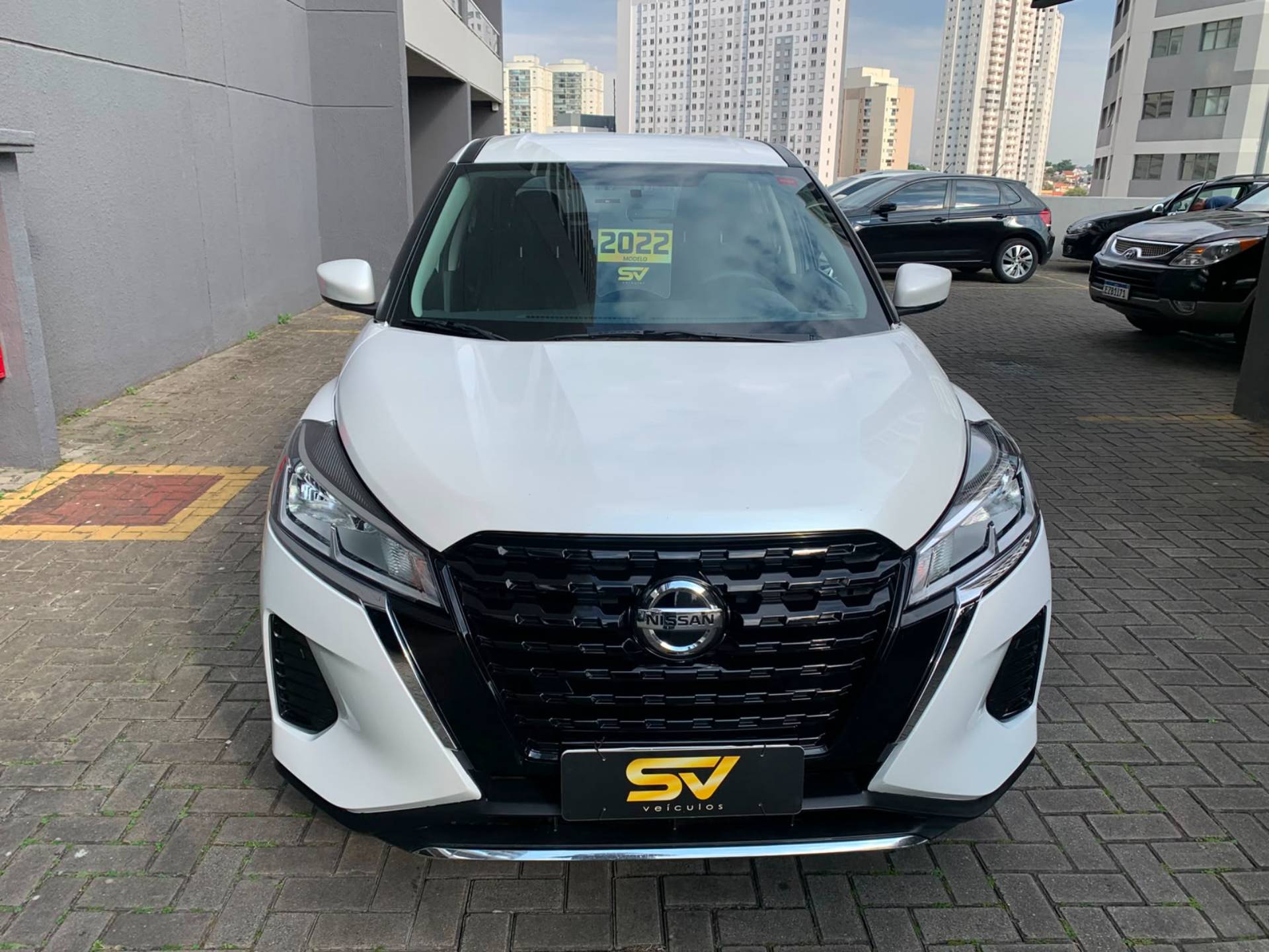 NISSAN KICKS