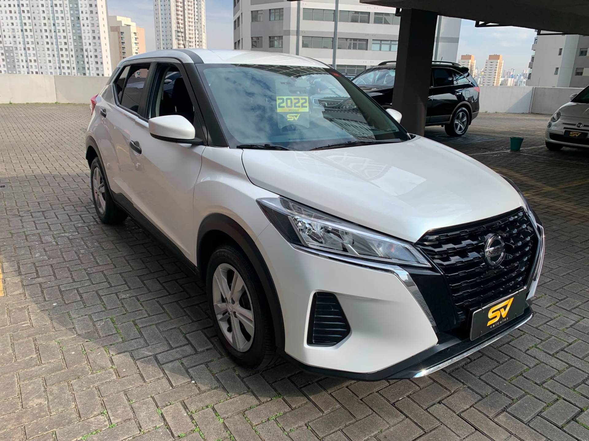 NISSAN KICKS