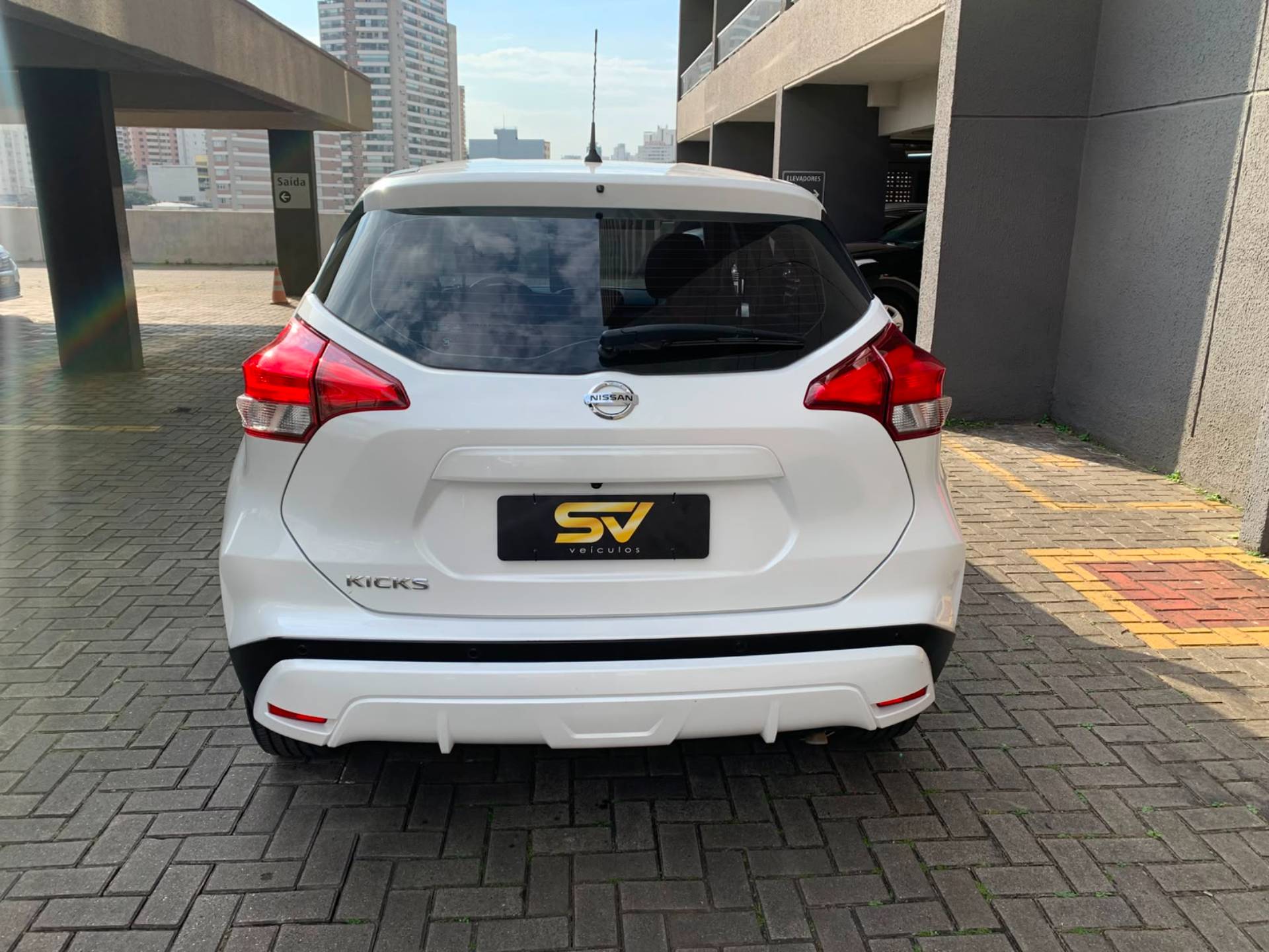 NISSAN KICKS