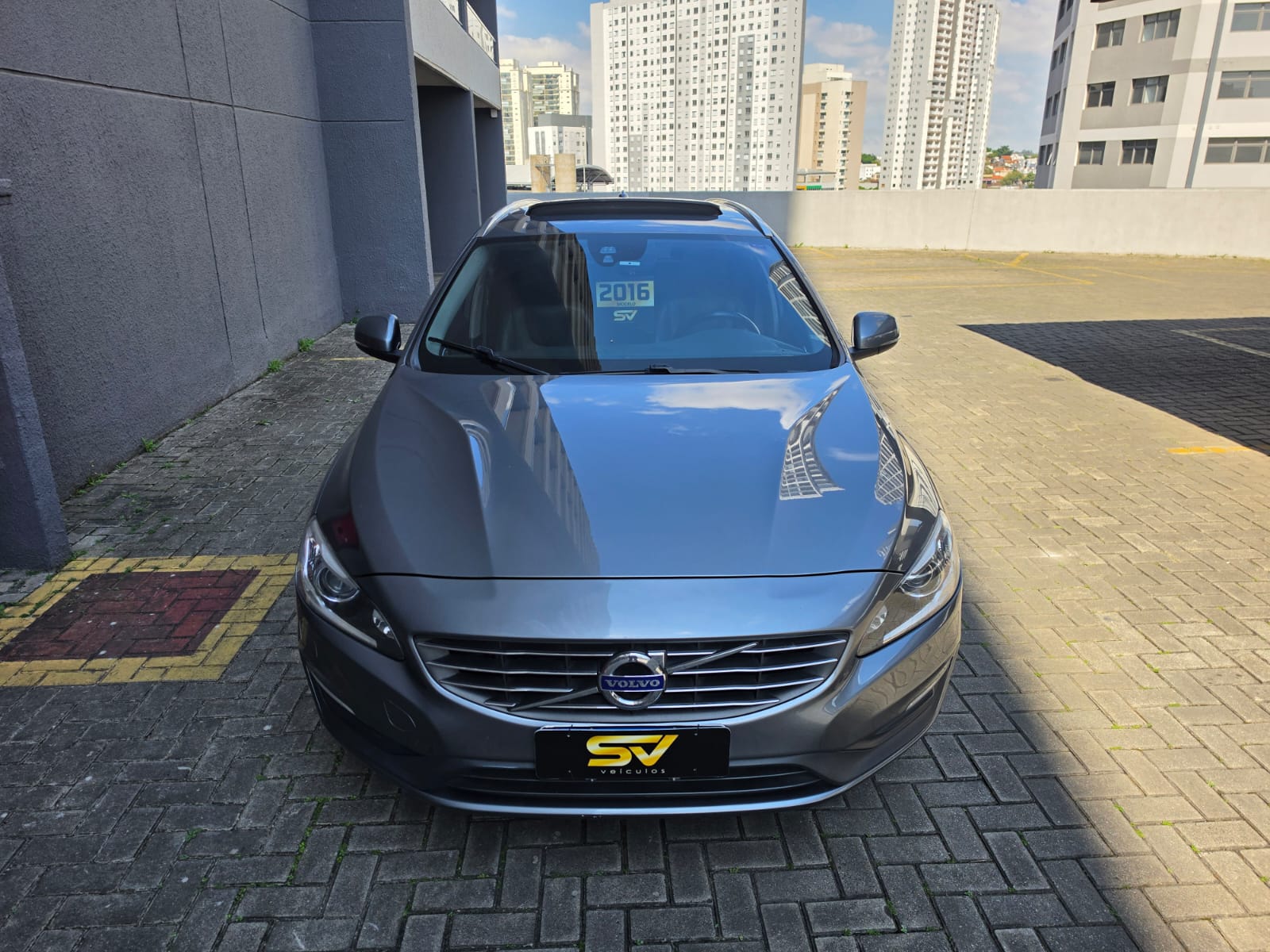 VOLVO V60