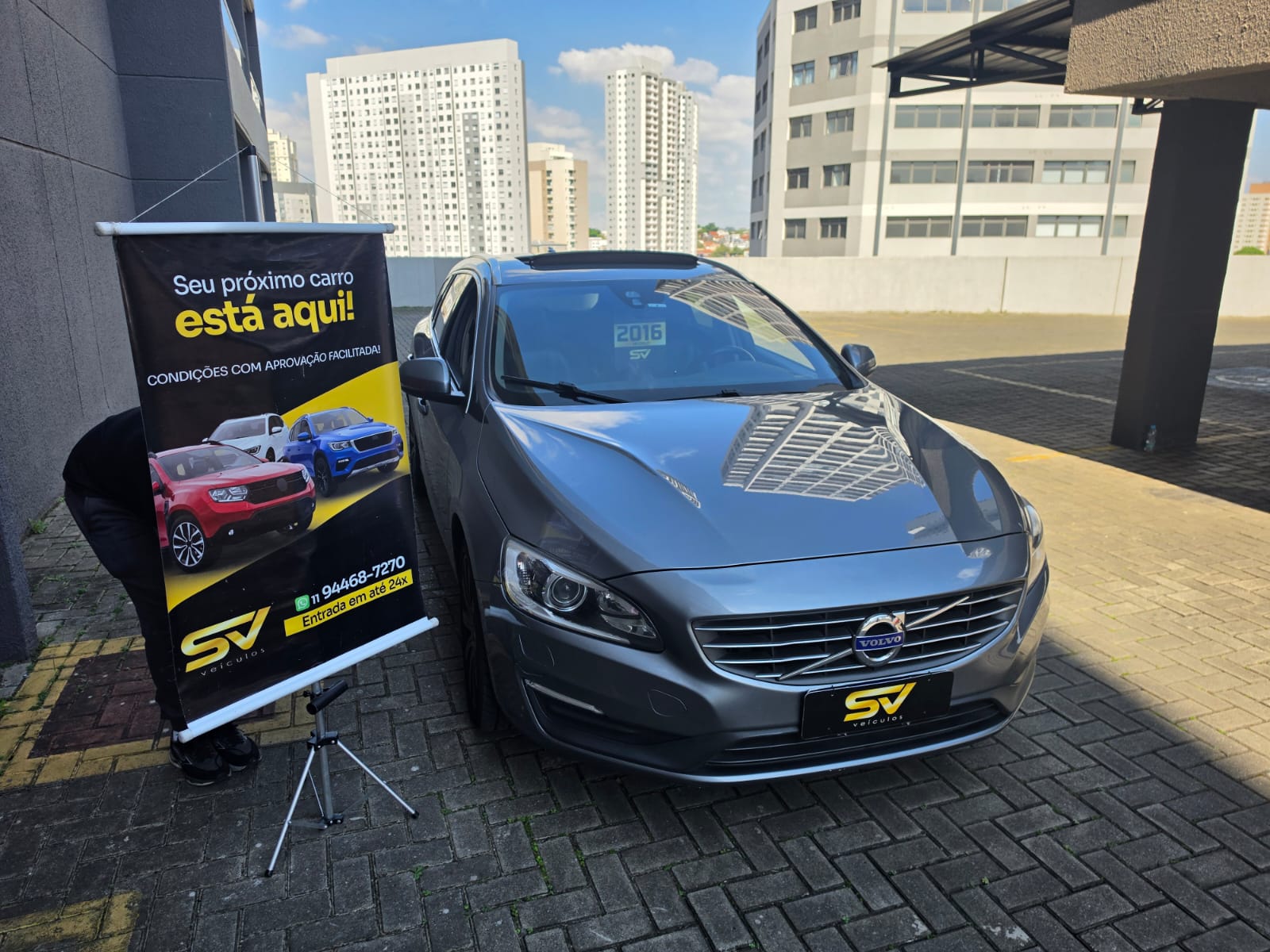 VOLVO V60