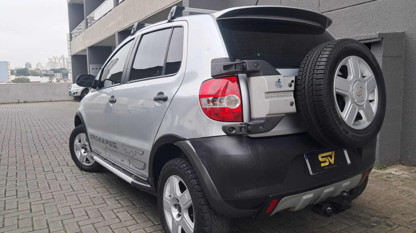 VOLKSWAGEN CROSSFOX