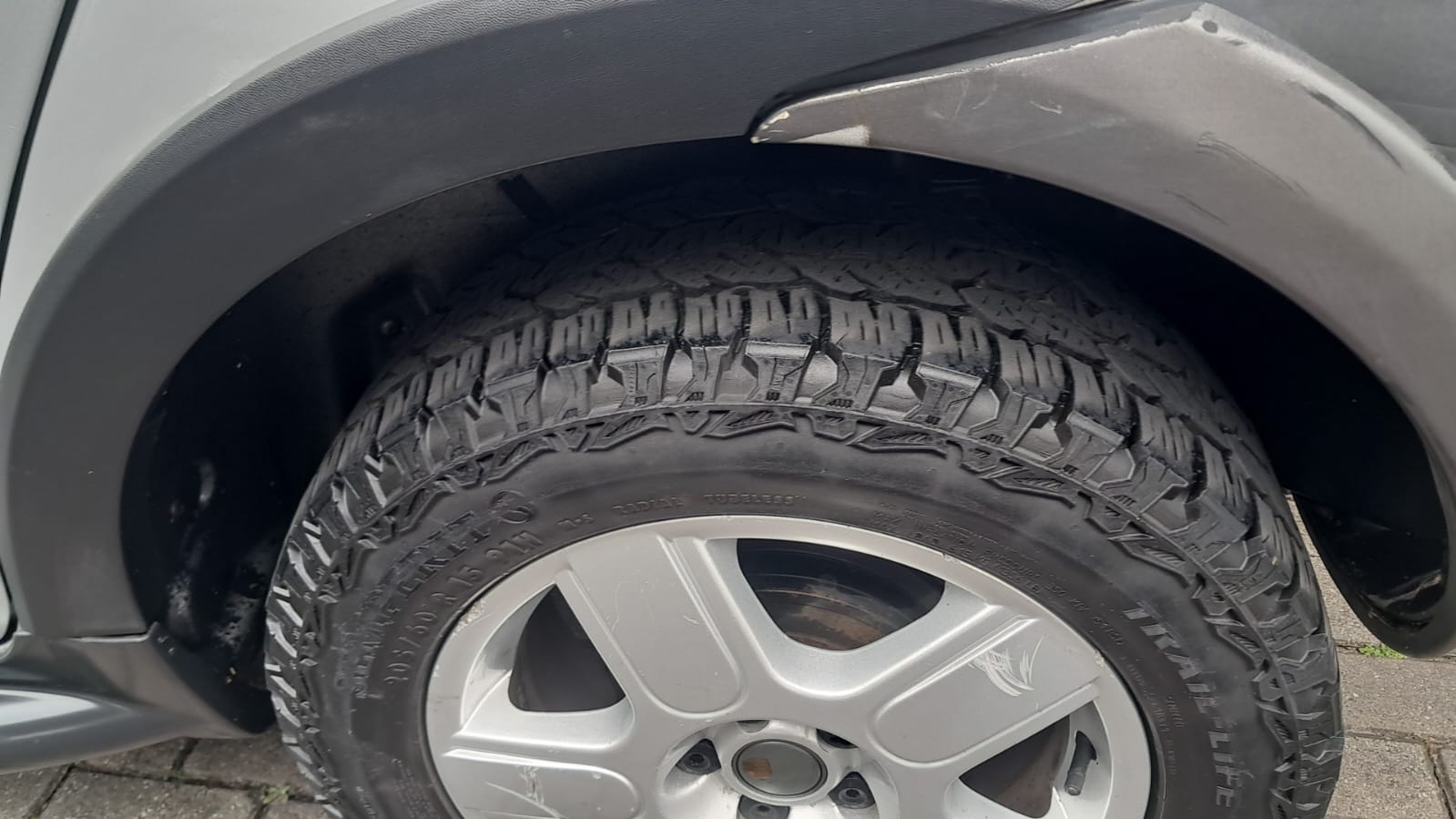 VOLKSWAGEN CROSSFOX