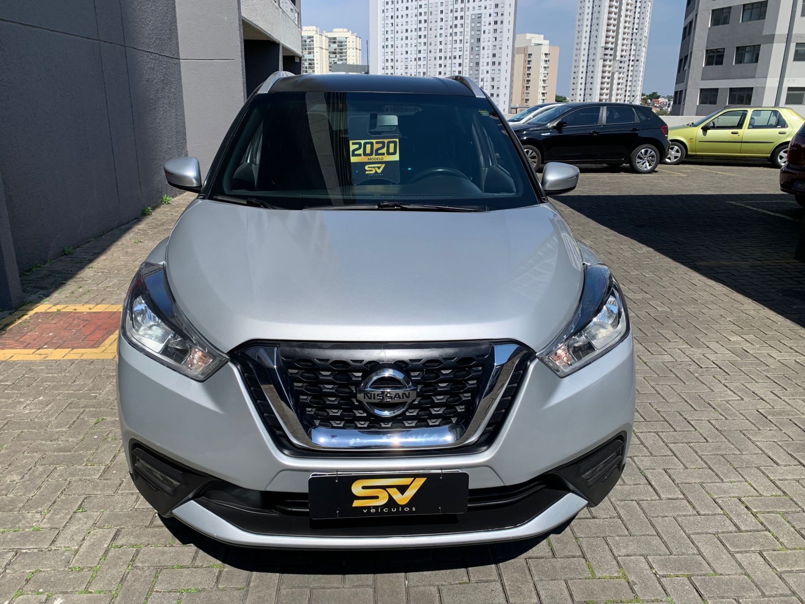 NISSAN KICKS