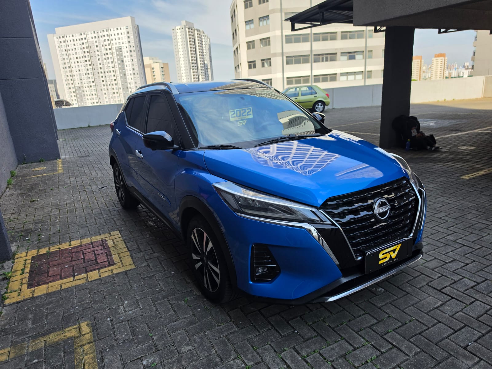 NISSAN KICKS