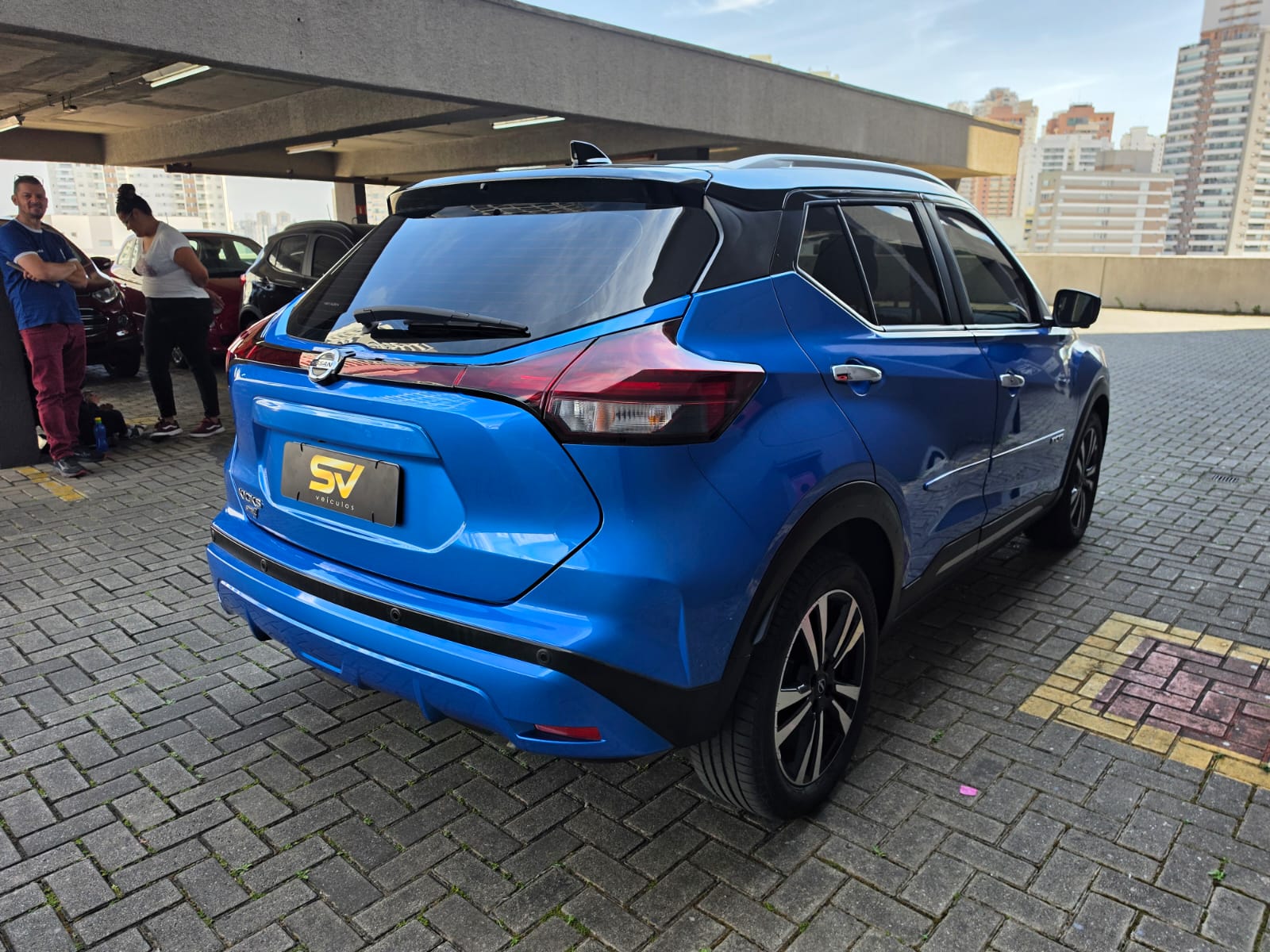 NISSAN KICKS