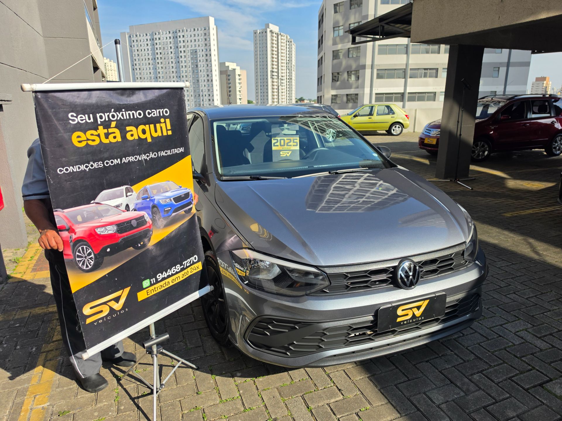 VOLKSWAGEN POLO