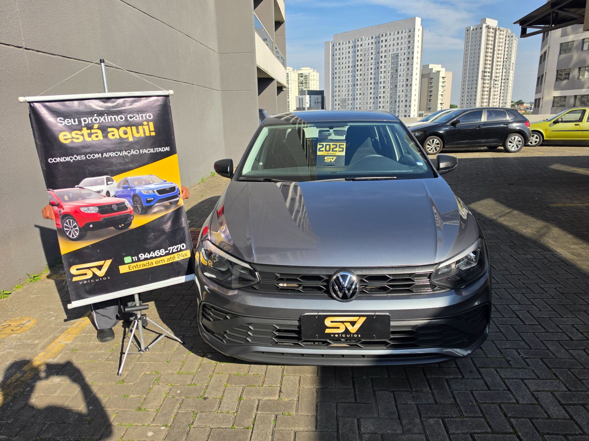 VOLKSWAGEN POLO