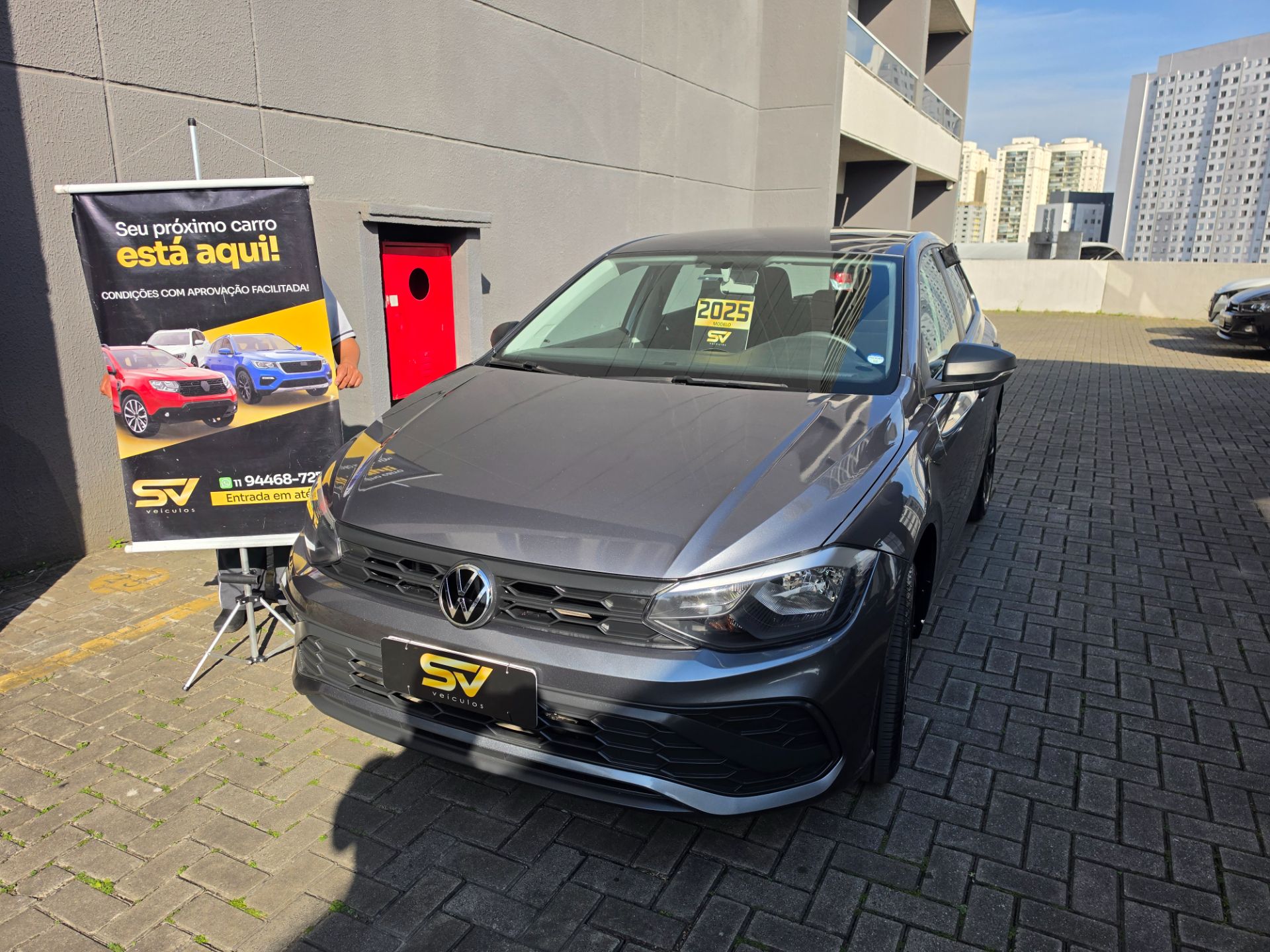 VOLKSWAGEN POLO