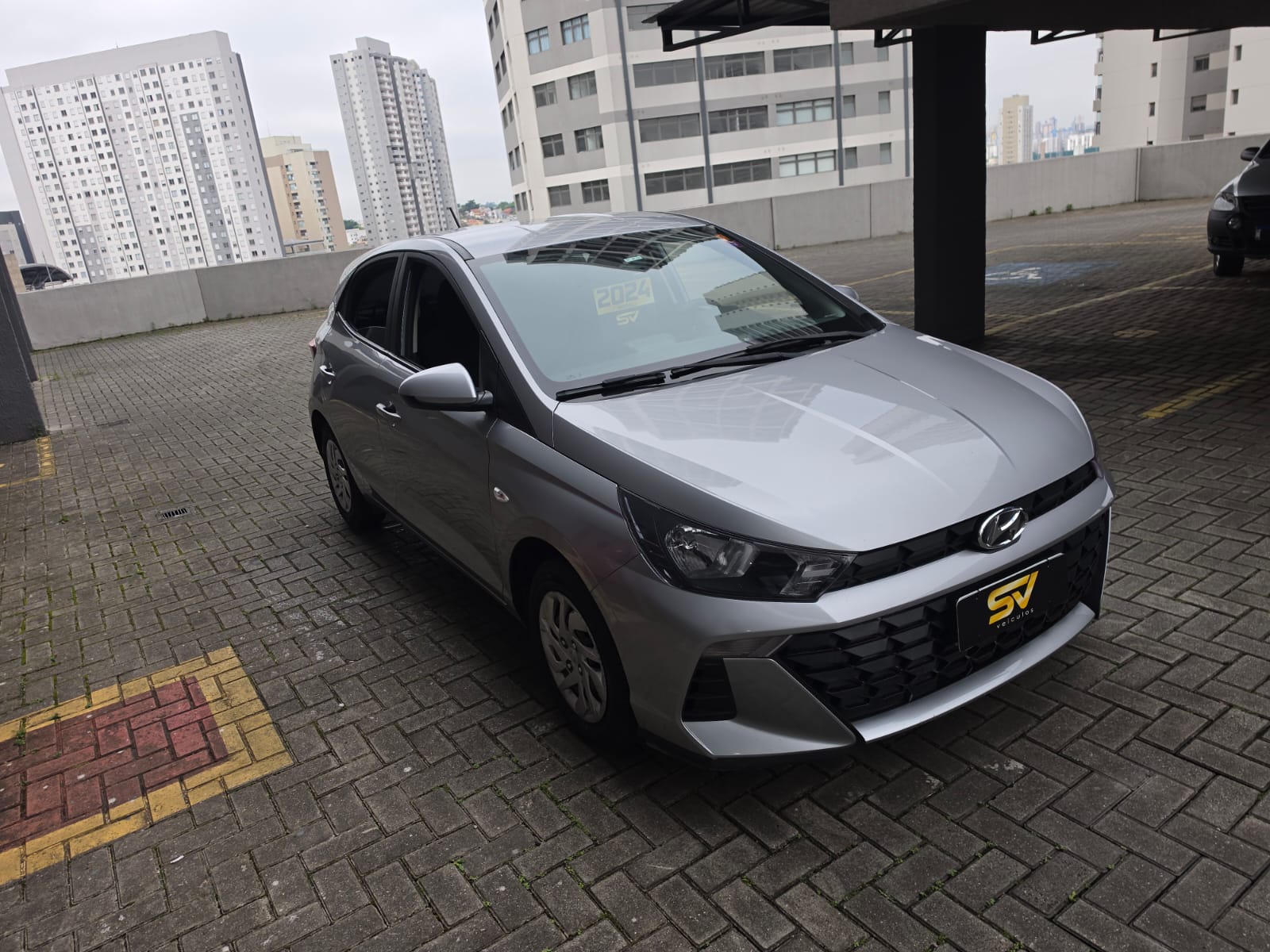 HYUNDAI HB20