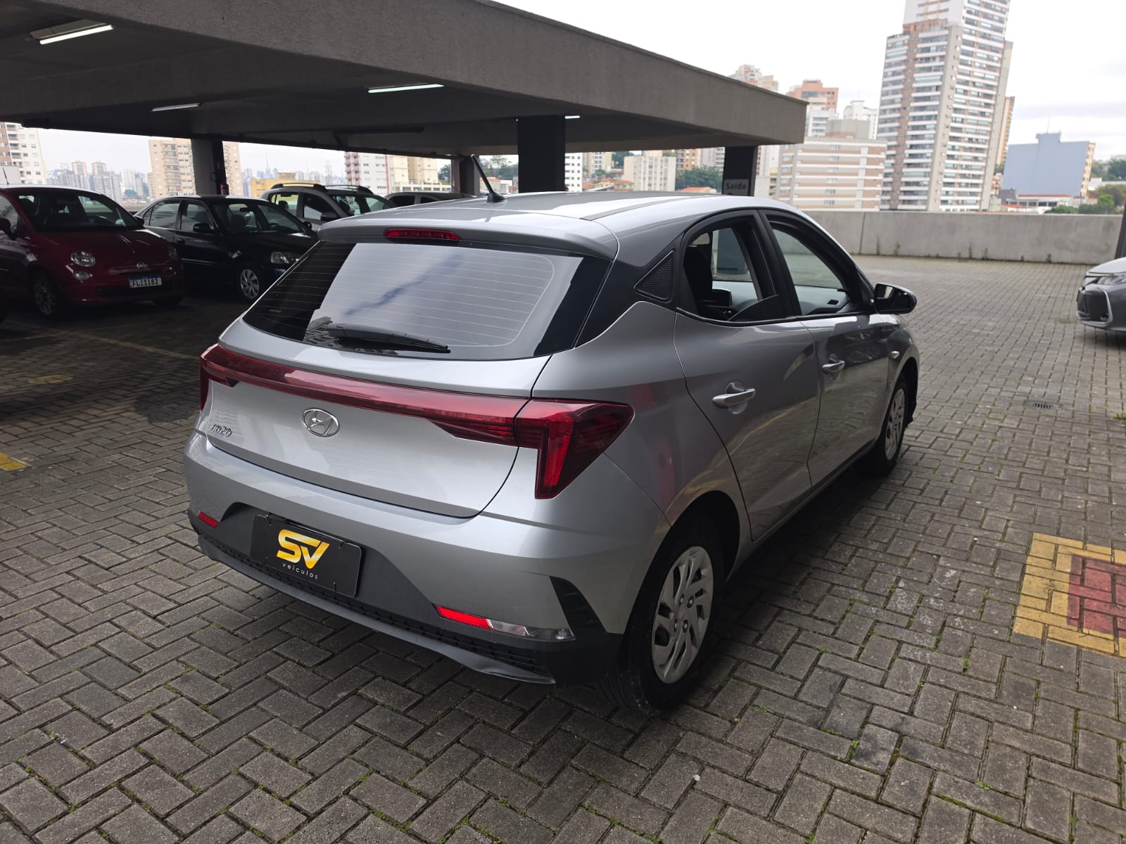 HYUNDAI HB20
