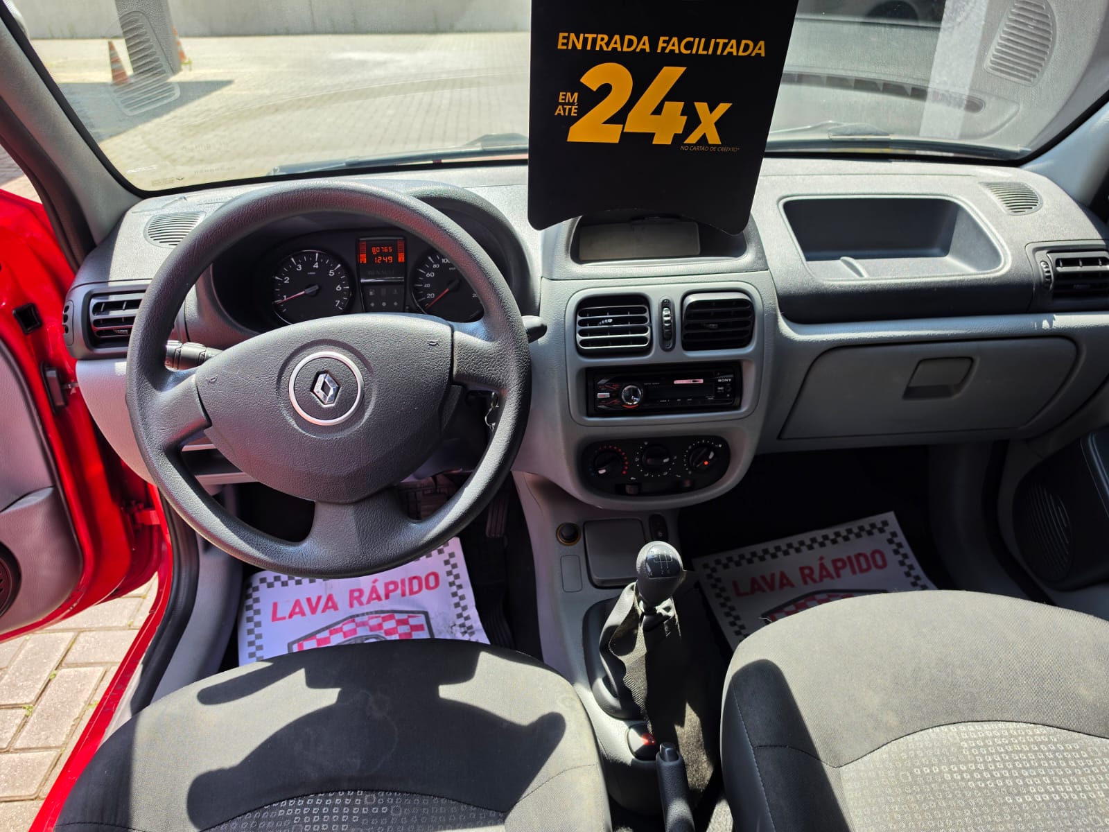 RENAULT CLIO