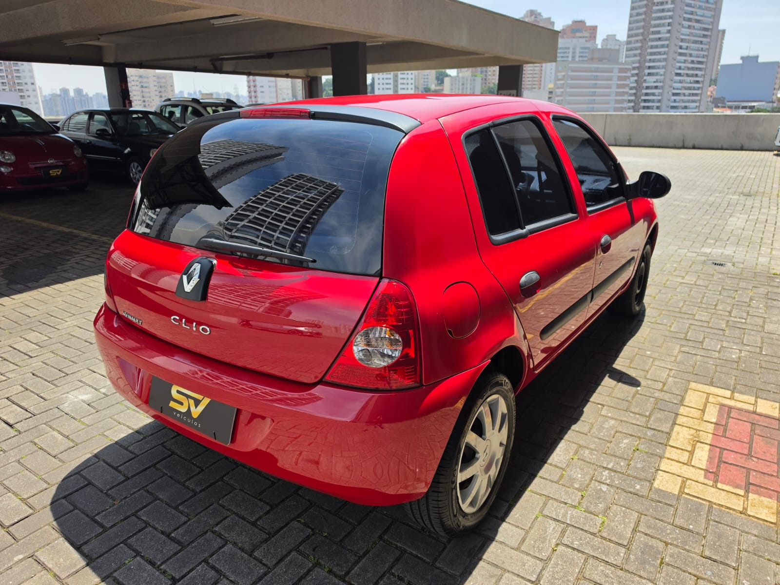 RENAULT CLIO