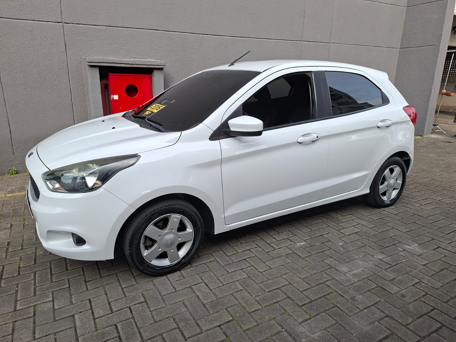 FORD KA