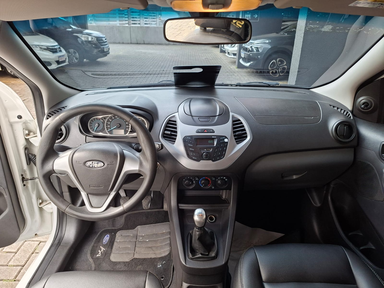 FORD KA