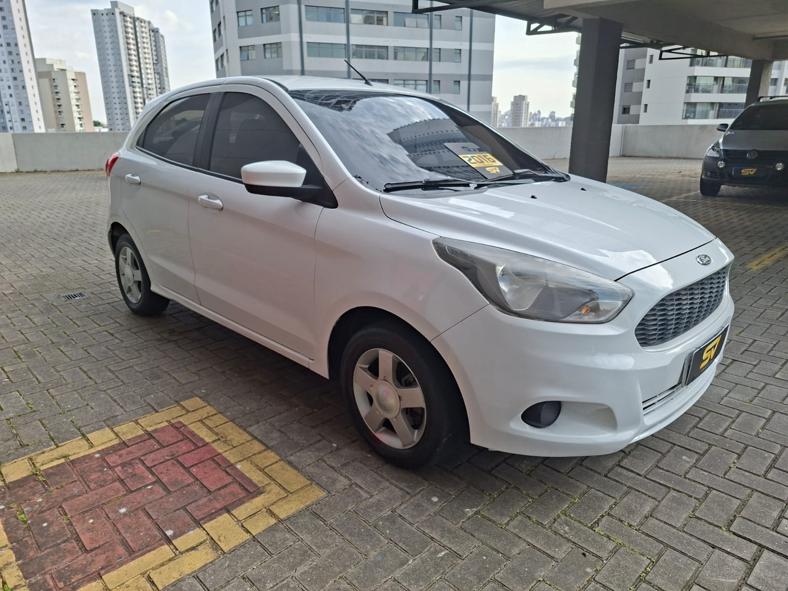FORD KA