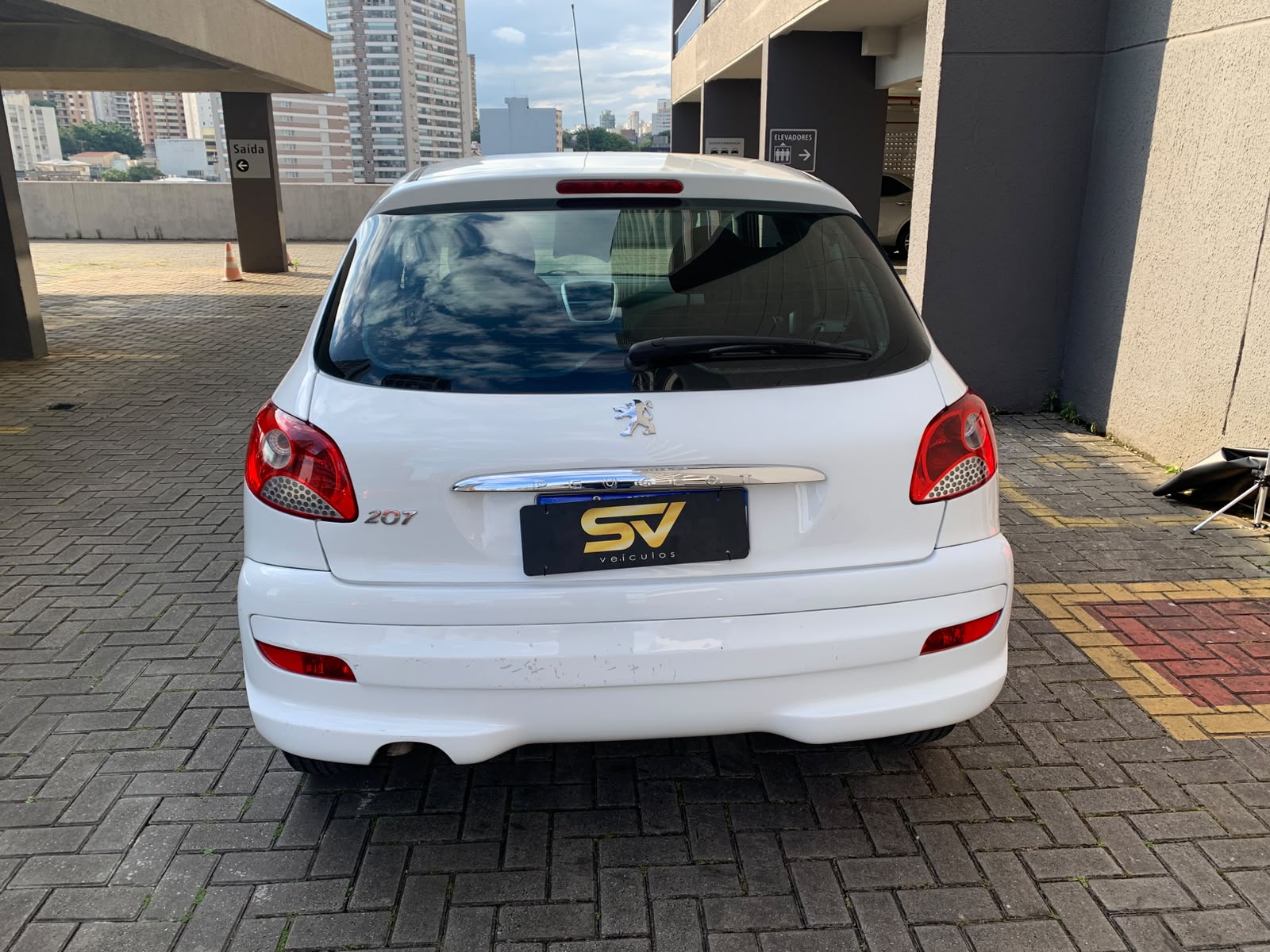 PEUGEOT 207