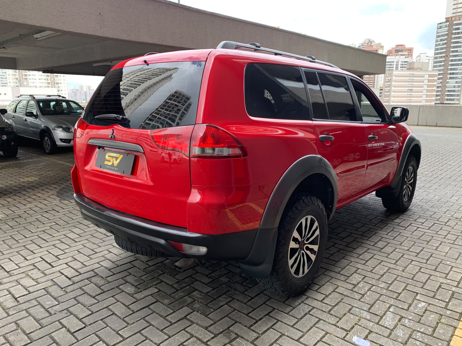 MITSUBISHI PAJERO DAKAR