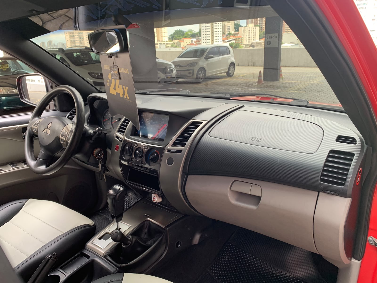 MITSUBISHI PAJERO DAKAR