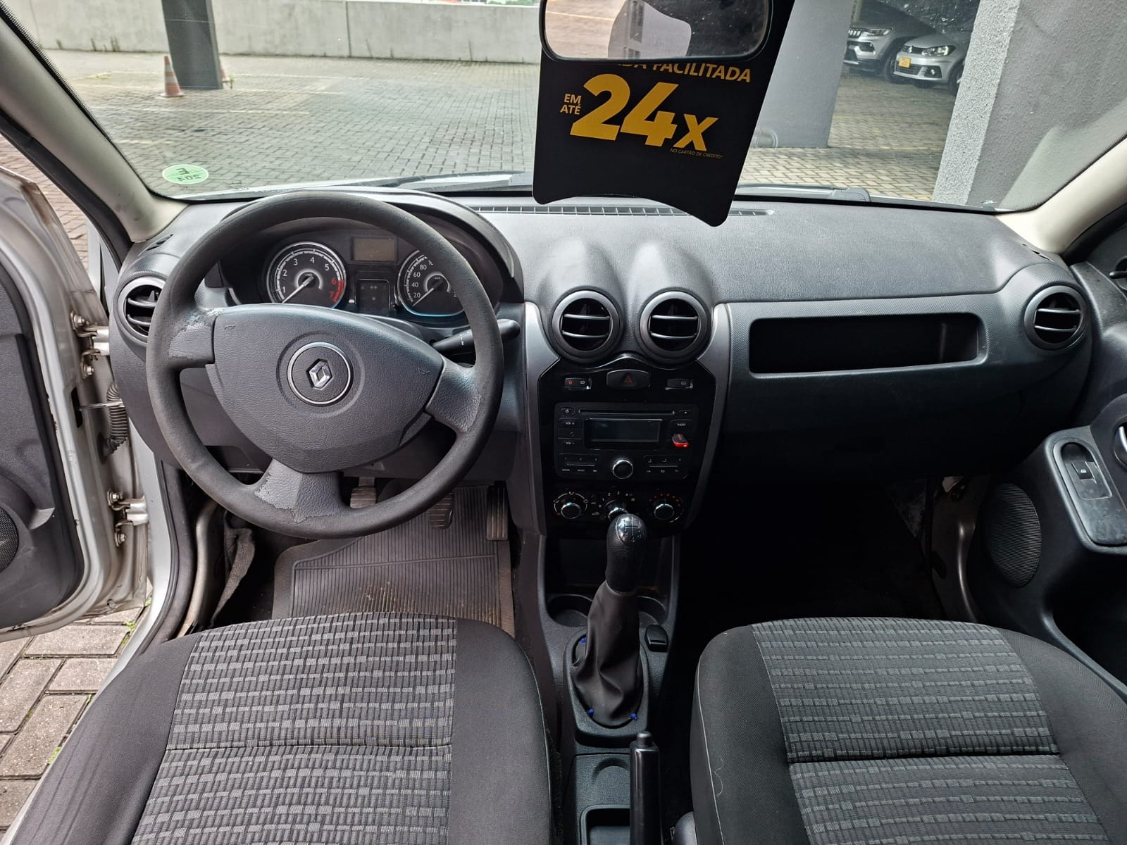 RENAULT SANDERO