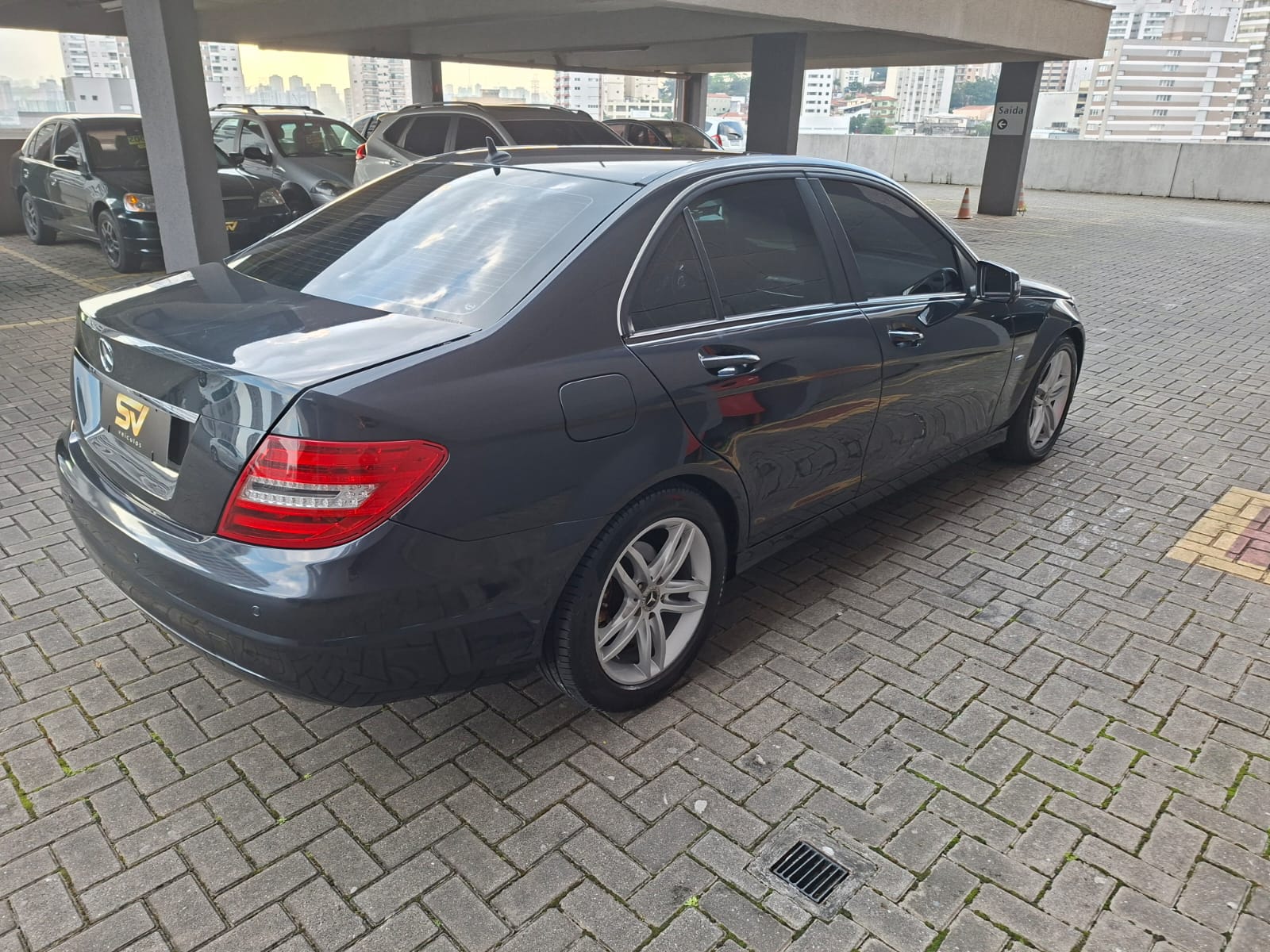 MERCEDES-BENZ C 180