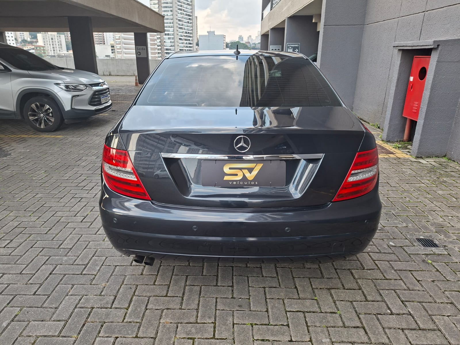 MERCEDES-BENZ C 180