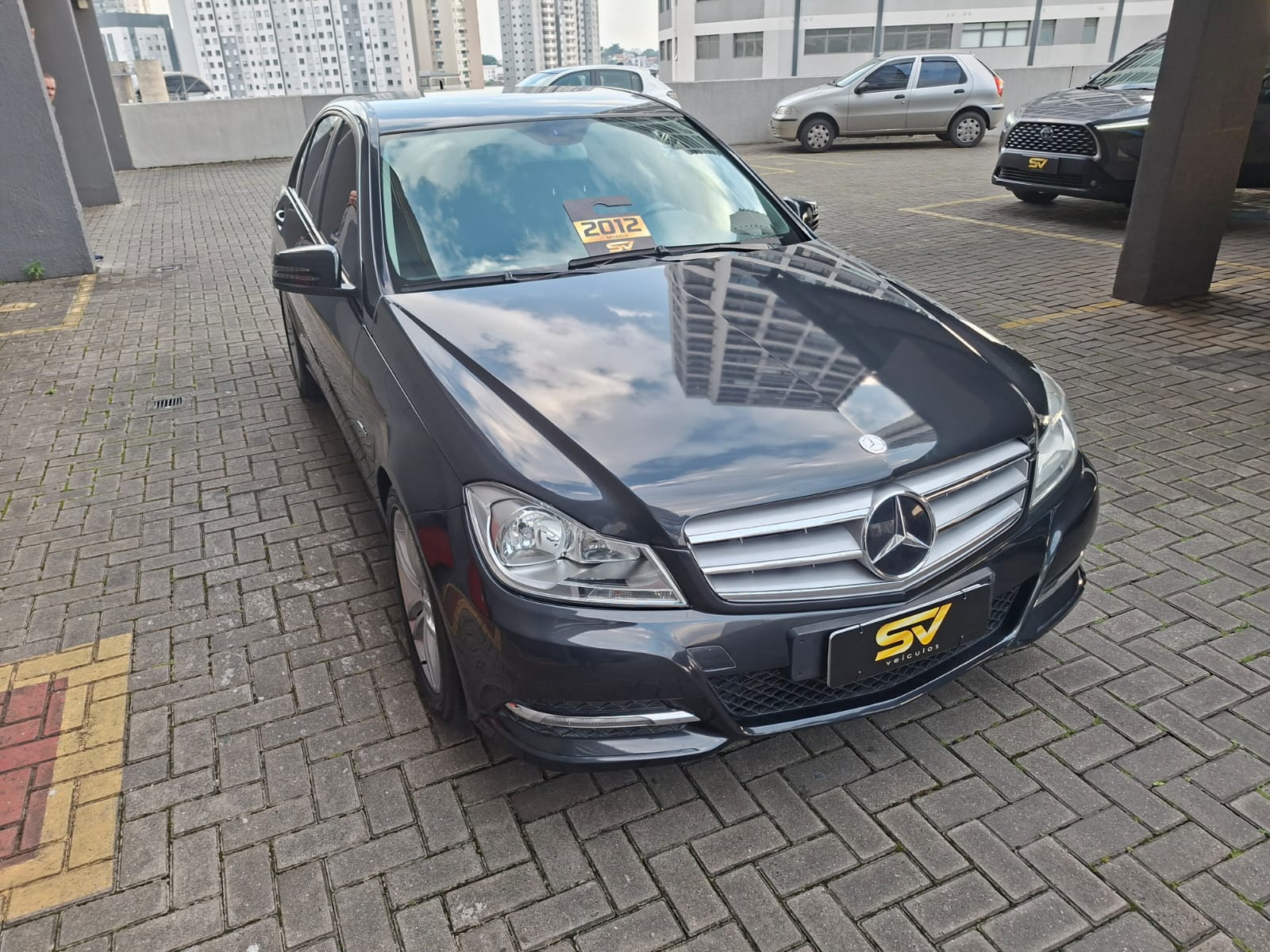 MERCEDES-BENZ C 180
