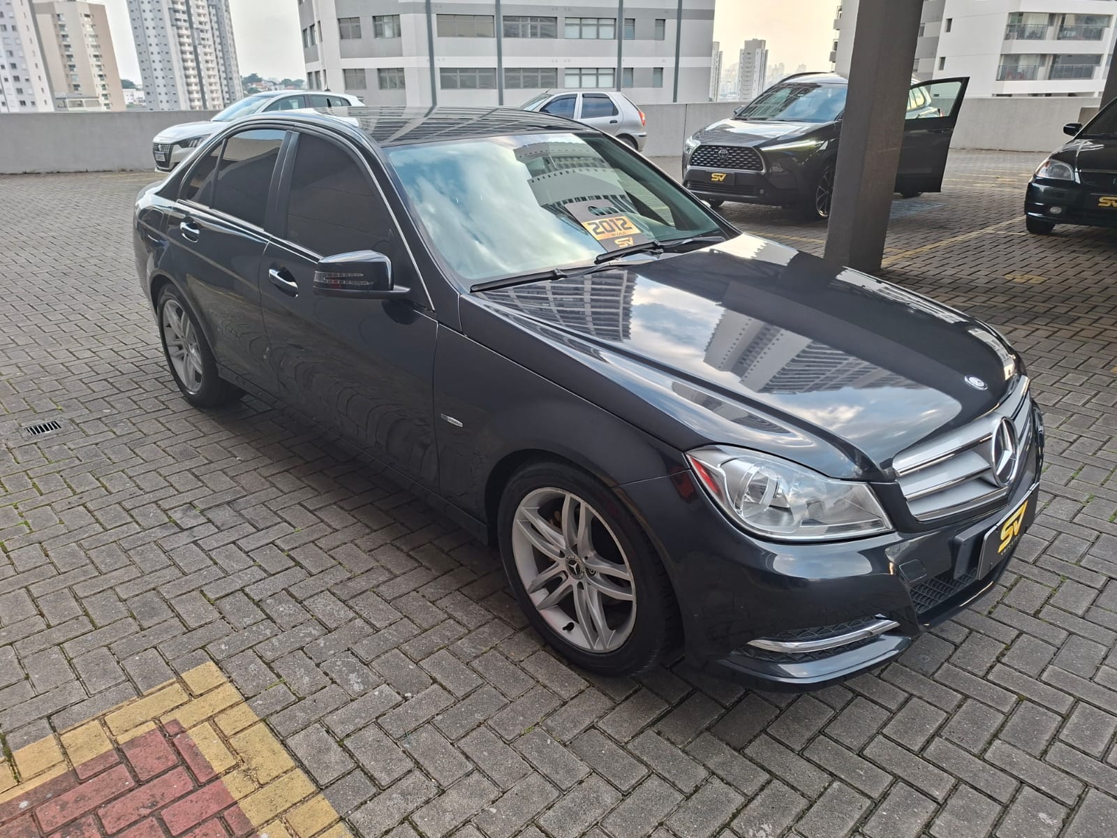 MERCEDES-BENZ C 180