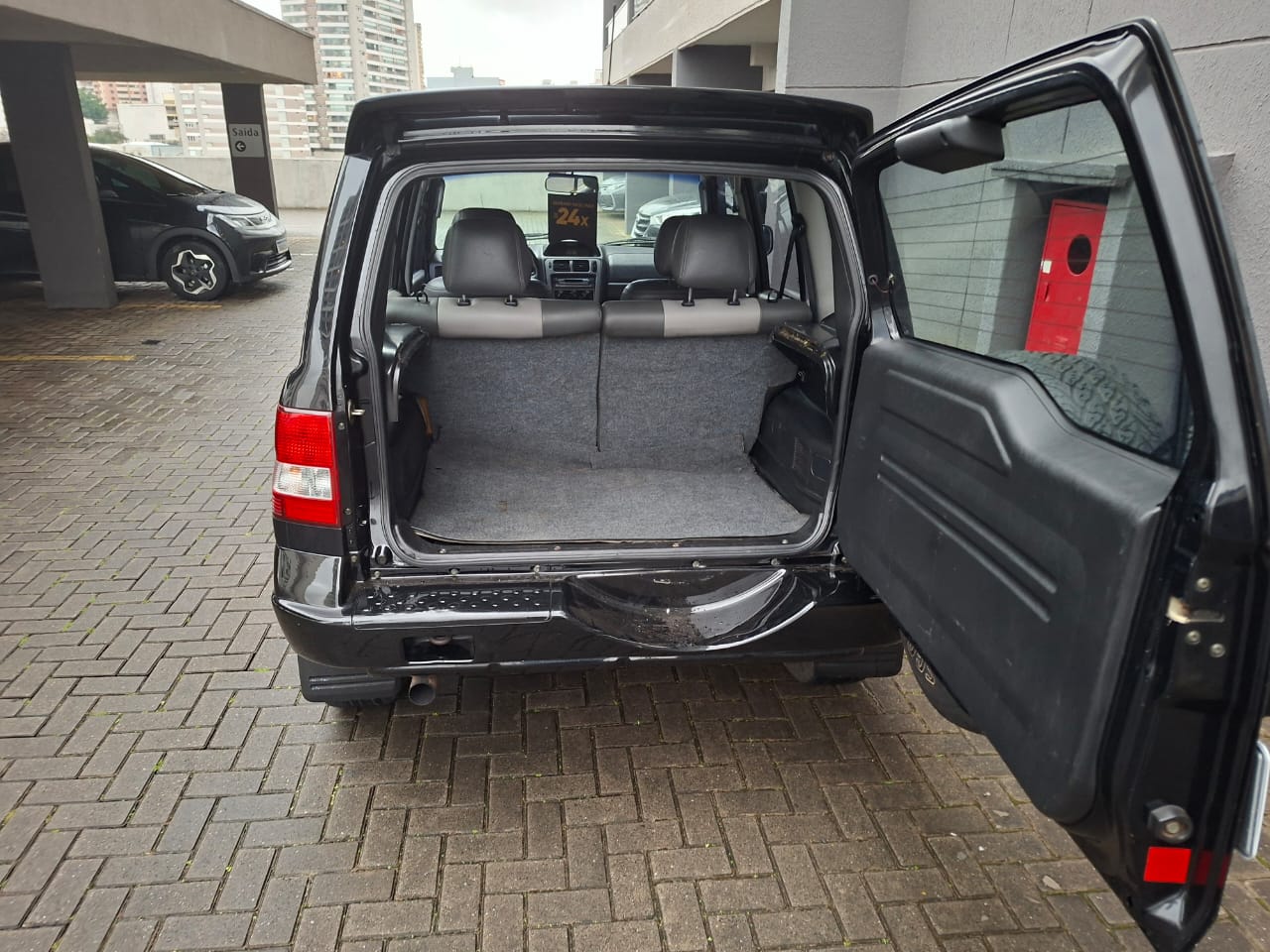 MITSUBISHI PAJERO TR4