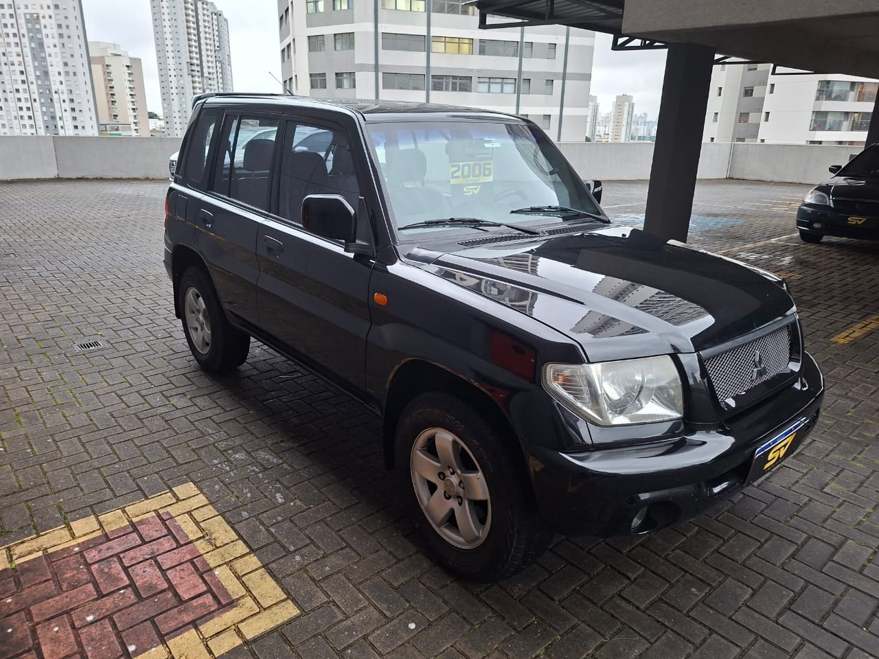 MITSUBISHI PAJERO TR4