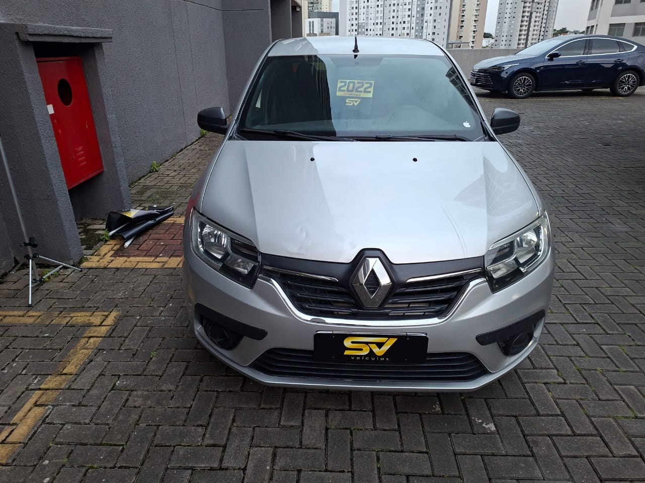 RENAULT LOGAN