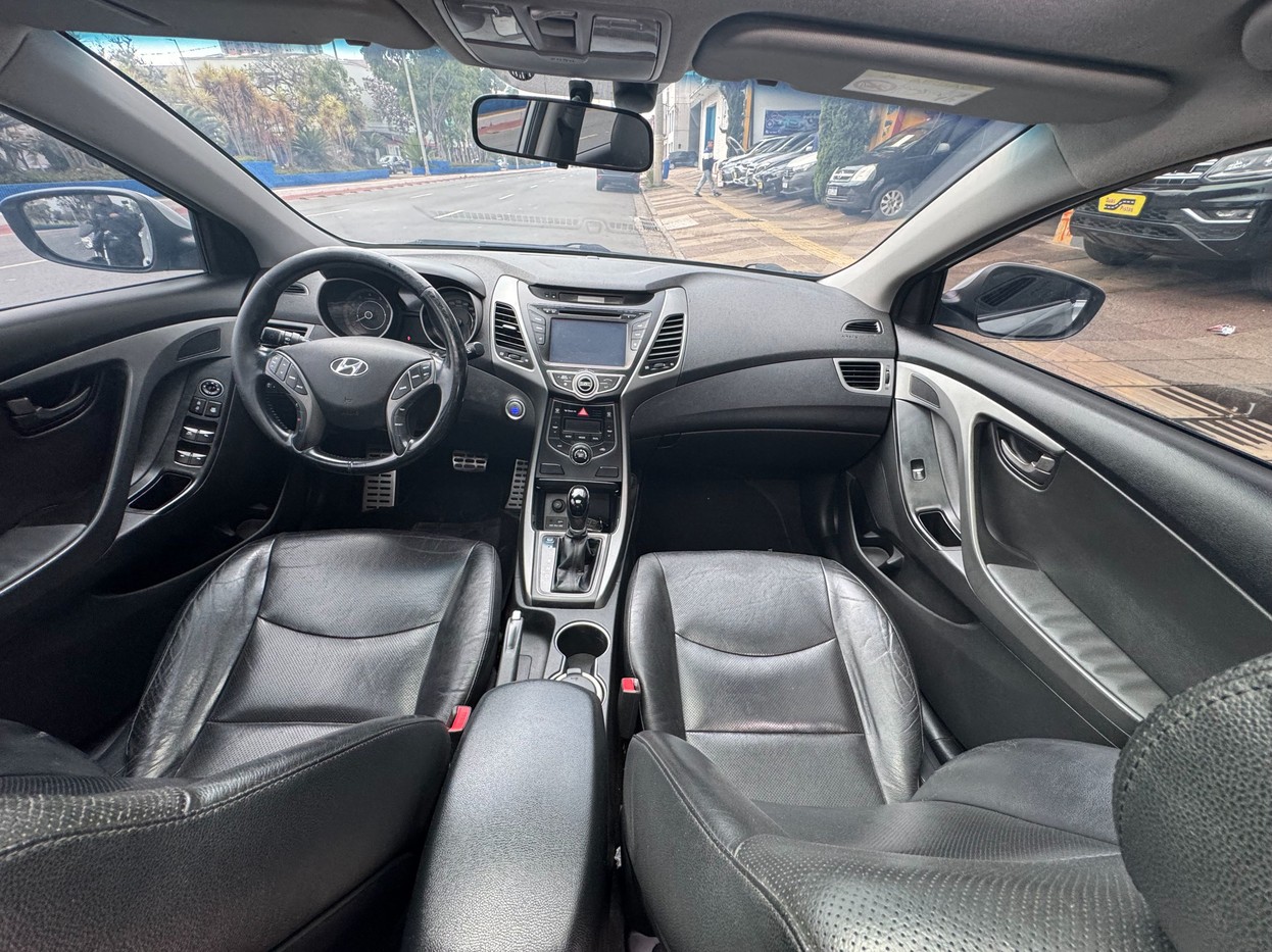Car Image 16