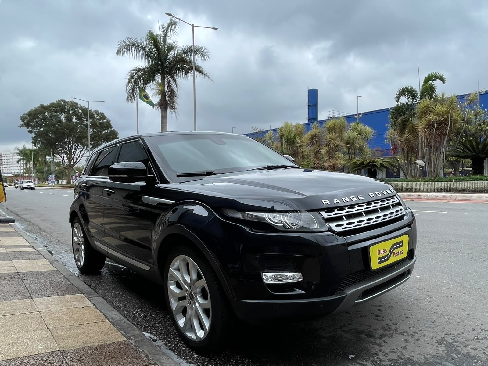 LAND ROVER RANGE ROVER EVOQUE