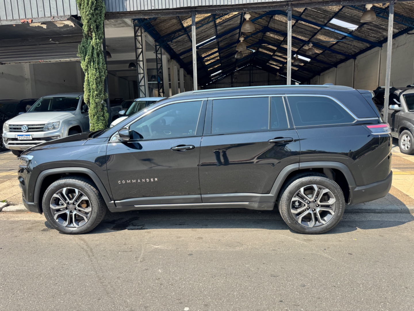 JEEP COMMANDER