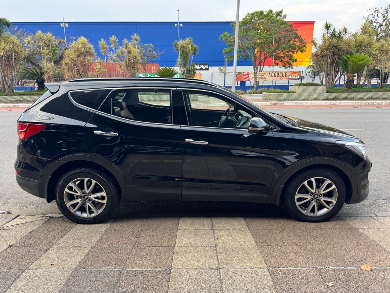 HYUNDAI SANTA FÉ
